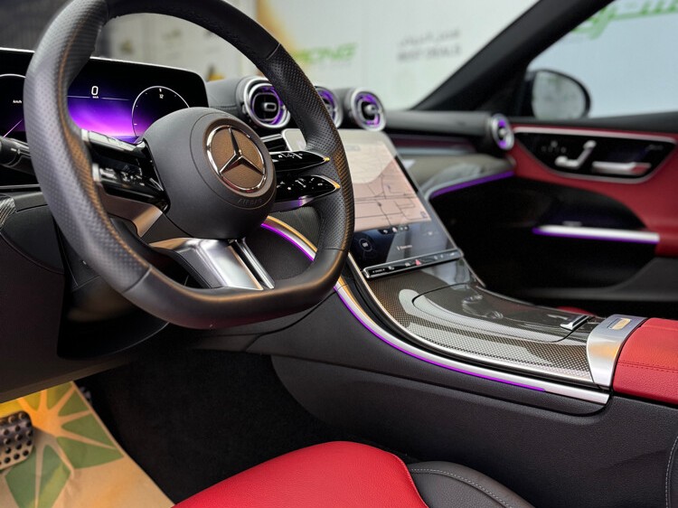 Mercedes-Benz C-Class Sedan 300 2023 - Image 4