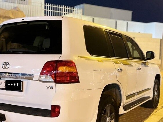 Toyota Land Cruiser GX.R 2010 - Image 3