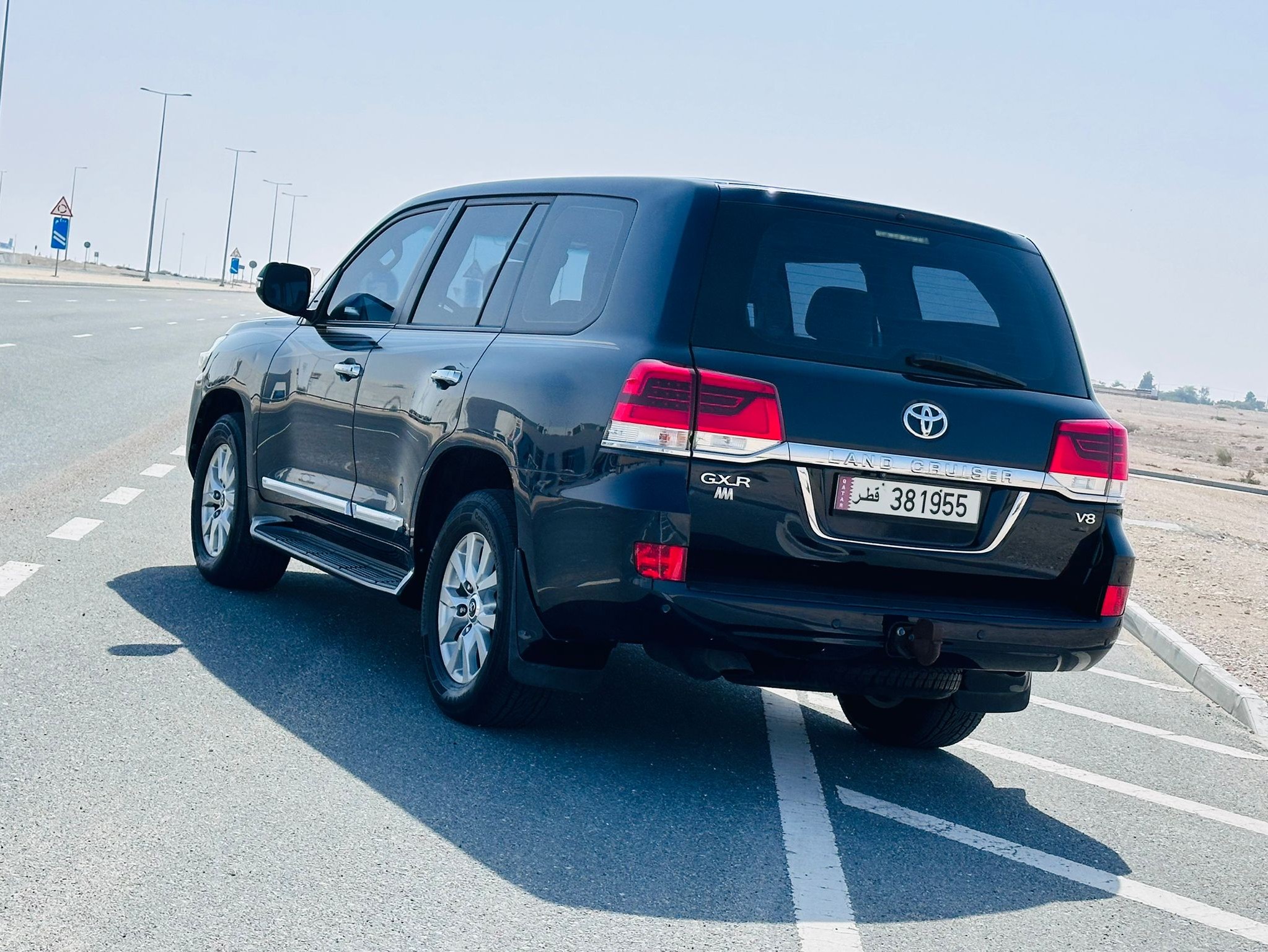 Toyota Land Cruiser GXR v8 2018 - Image 4