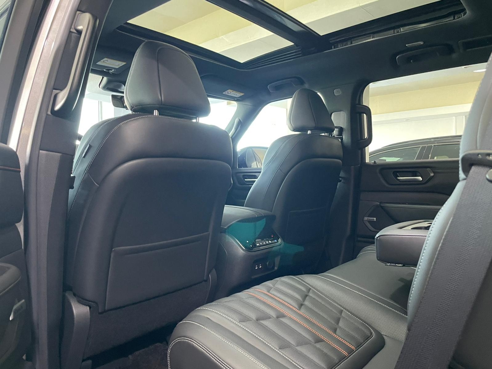 Nissan Patrol PRO--4X 2026 - Image 4