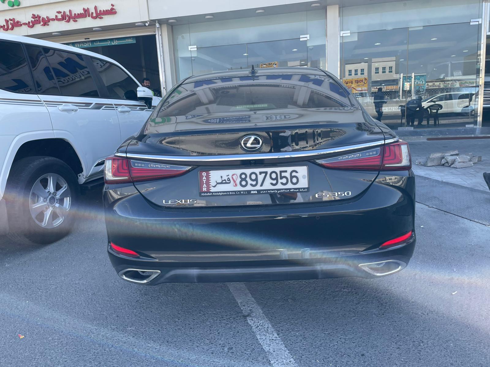 Lexus ES 350 2023 - Image 3