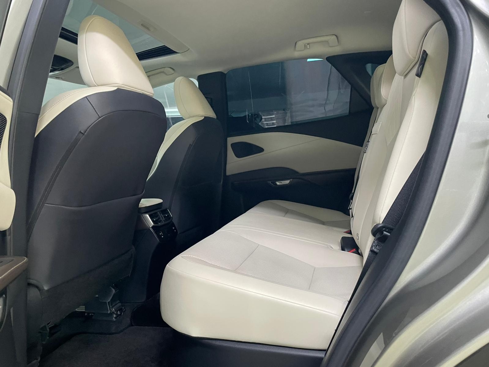 Lexus RX 350 2024 - Image 3
