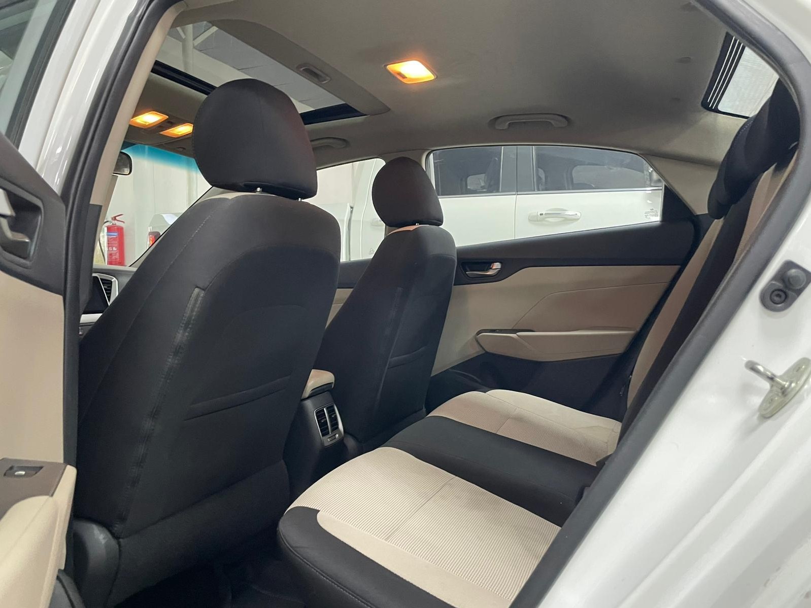 Hyundai Accent 2020 - Image 4