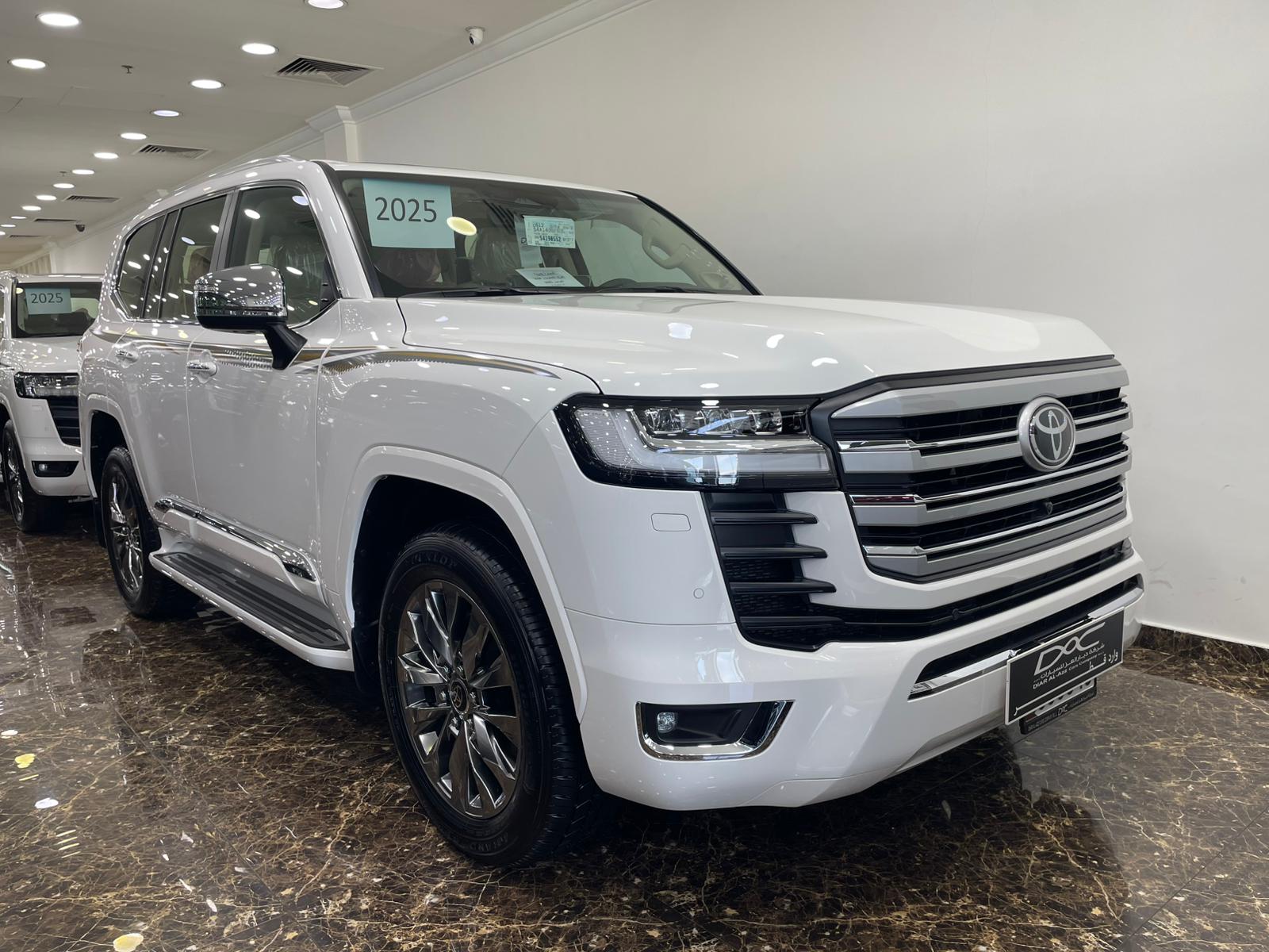 Toyota Land Cruiser VXR Twin Turbo 2025