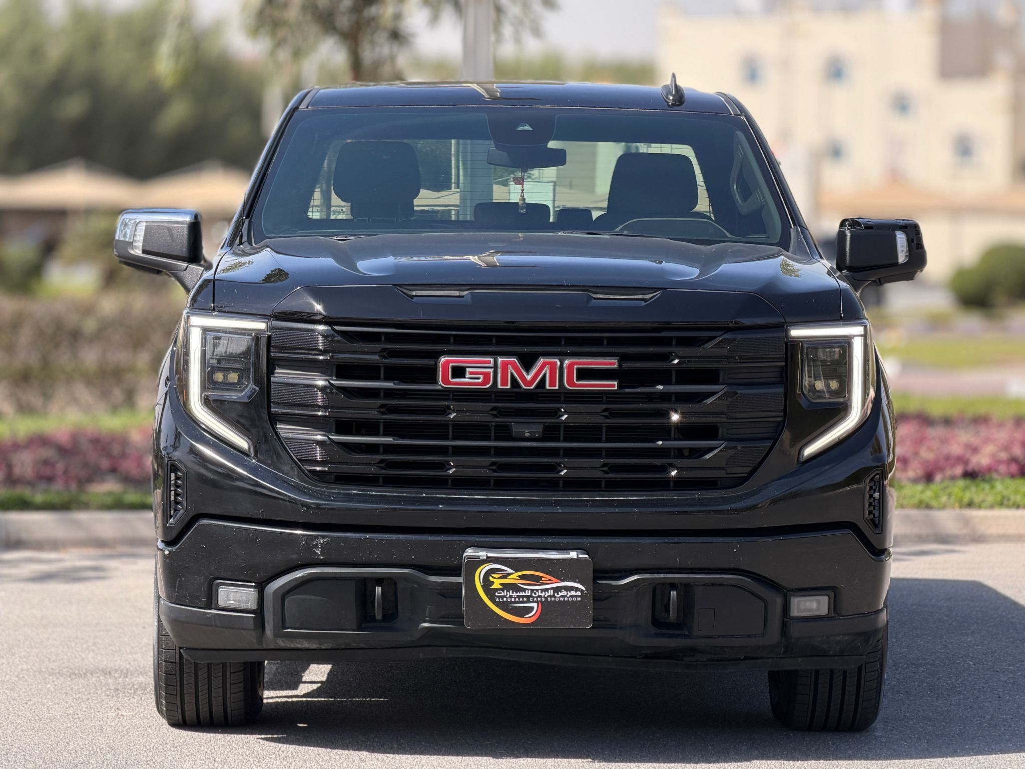 GMC Sierra Elevation  2023 - Image 2