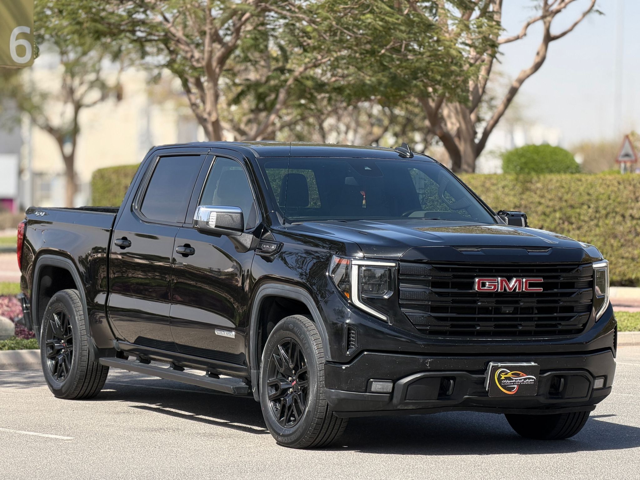 GMC Sierra Elevation  2023 - Image 3
