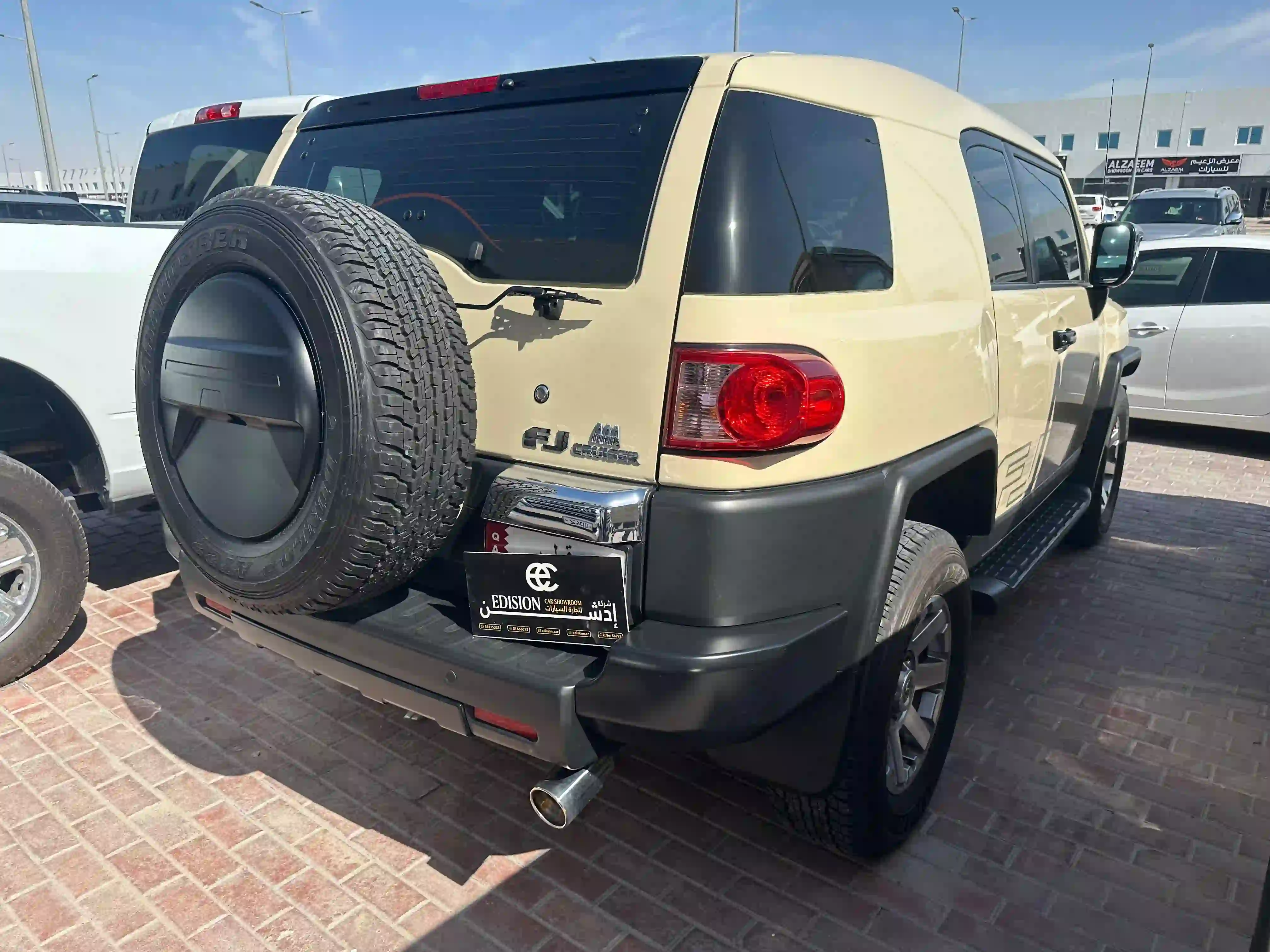 Toyota FJ Cruiser 2023 - Image 4