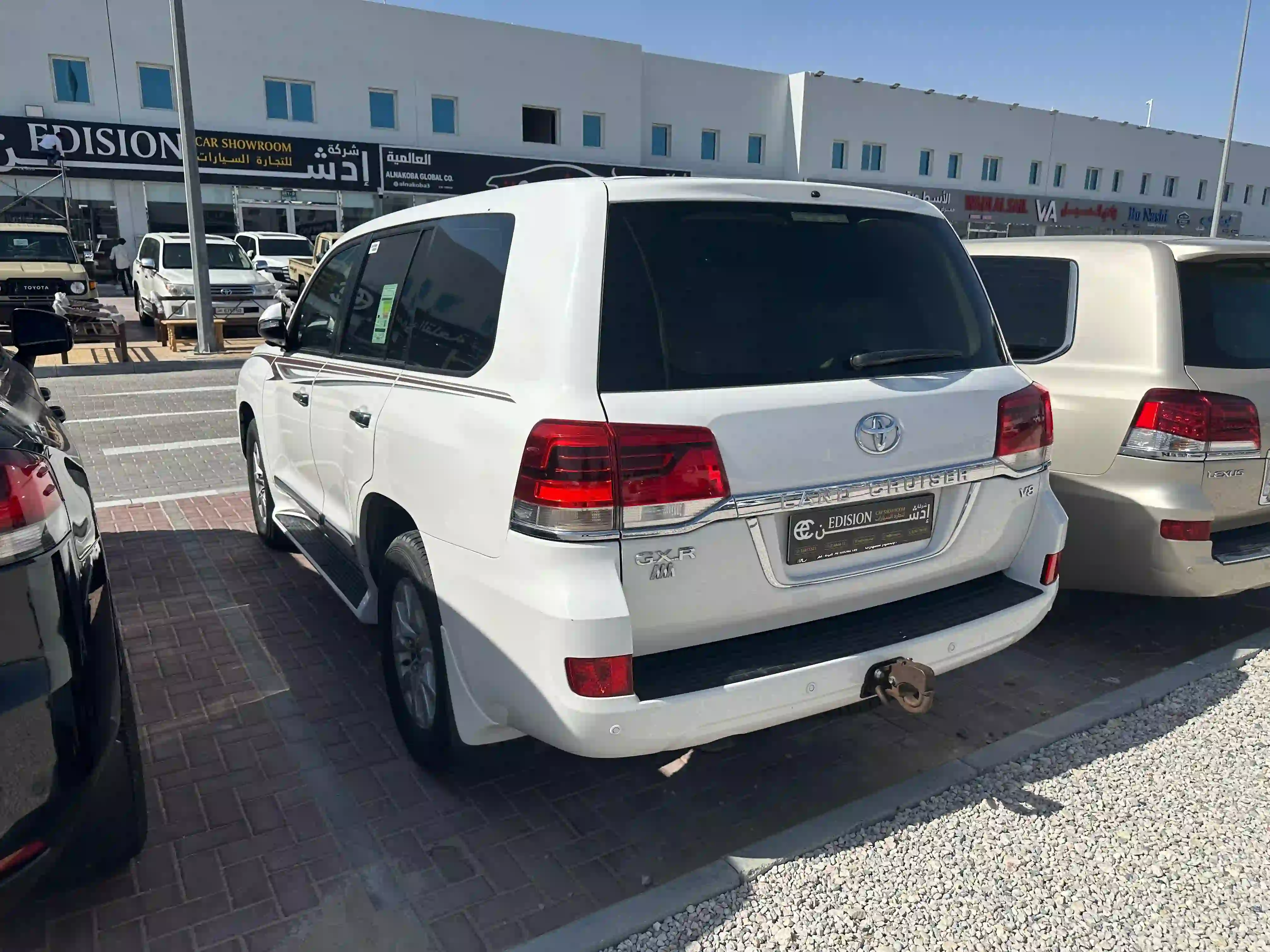 Toyota Land Cruiser GXR v8 2018 - Image 4