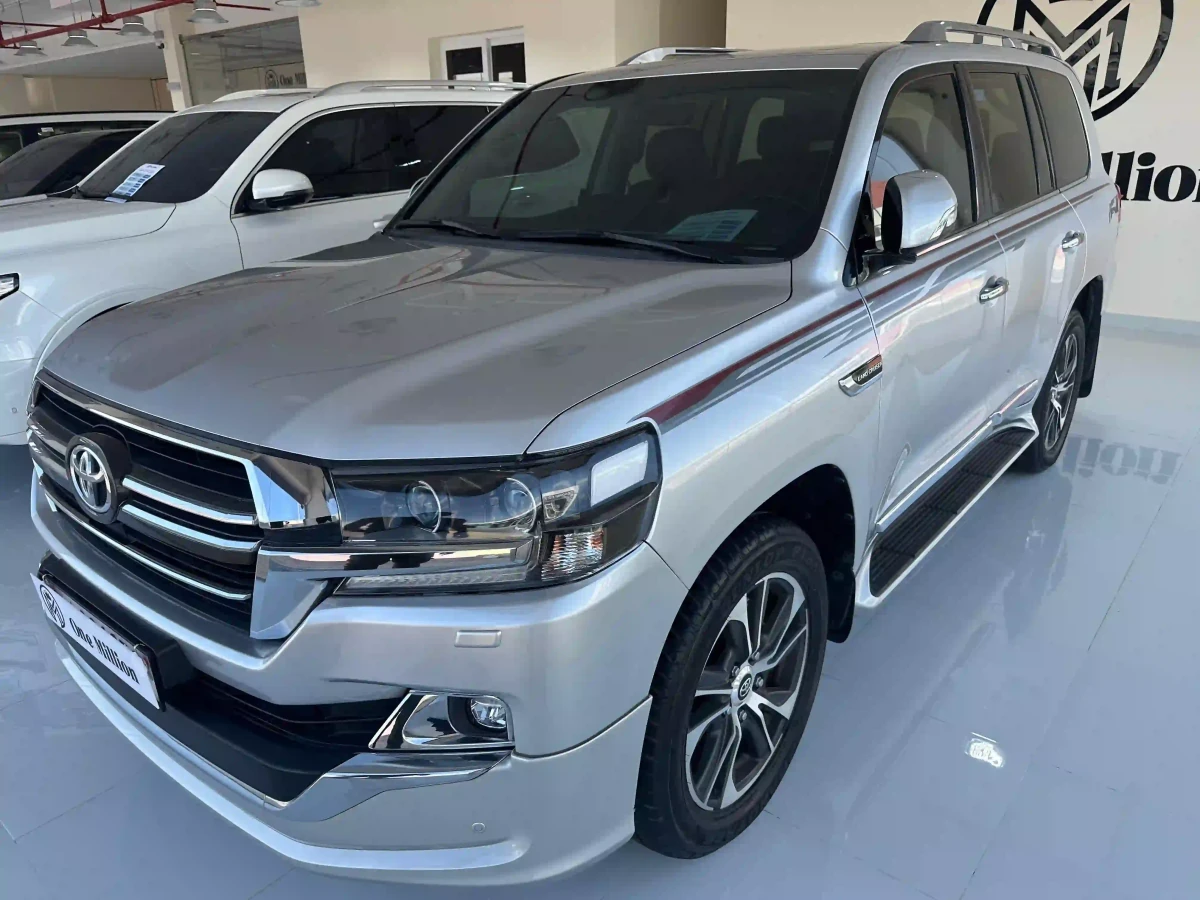 Toyota Land Cruiser GXR Grand Touring 2020