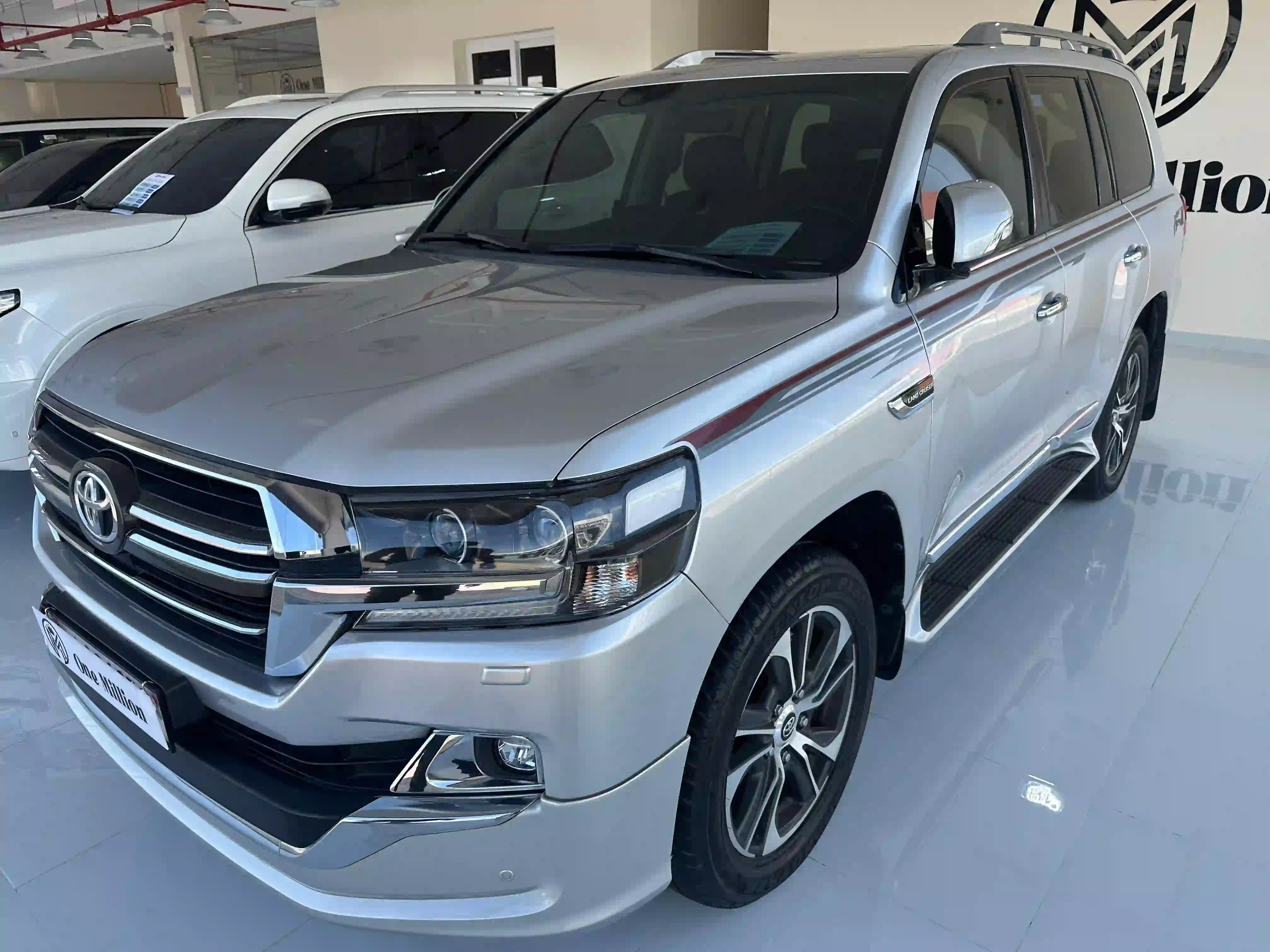 Toyota Land Cruiser GXR Grand Touring 2020