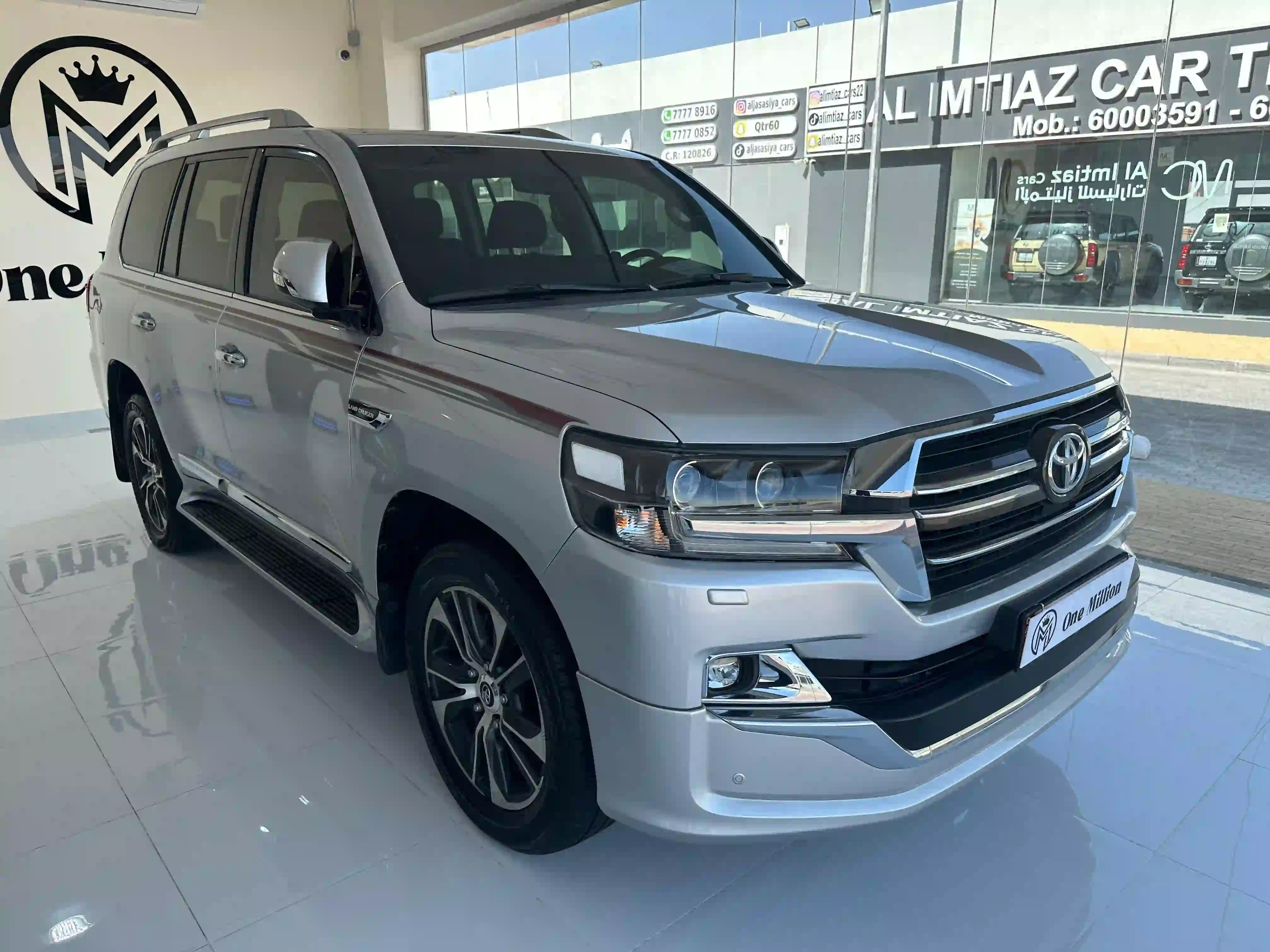 Toyota Land Cruiser GXR Grand Touring 2020 - Image 3