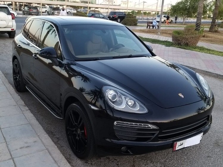 Porsche Cayenne S  2013 - Image 2