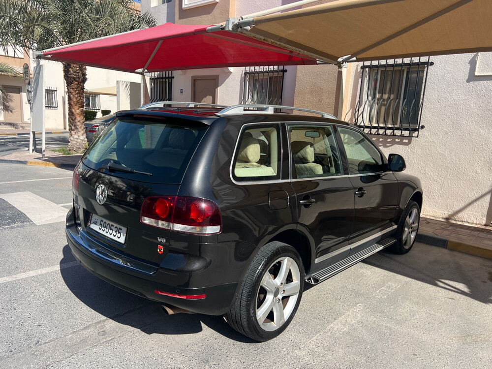 Volkswagen Touareg 2009 - Image 4