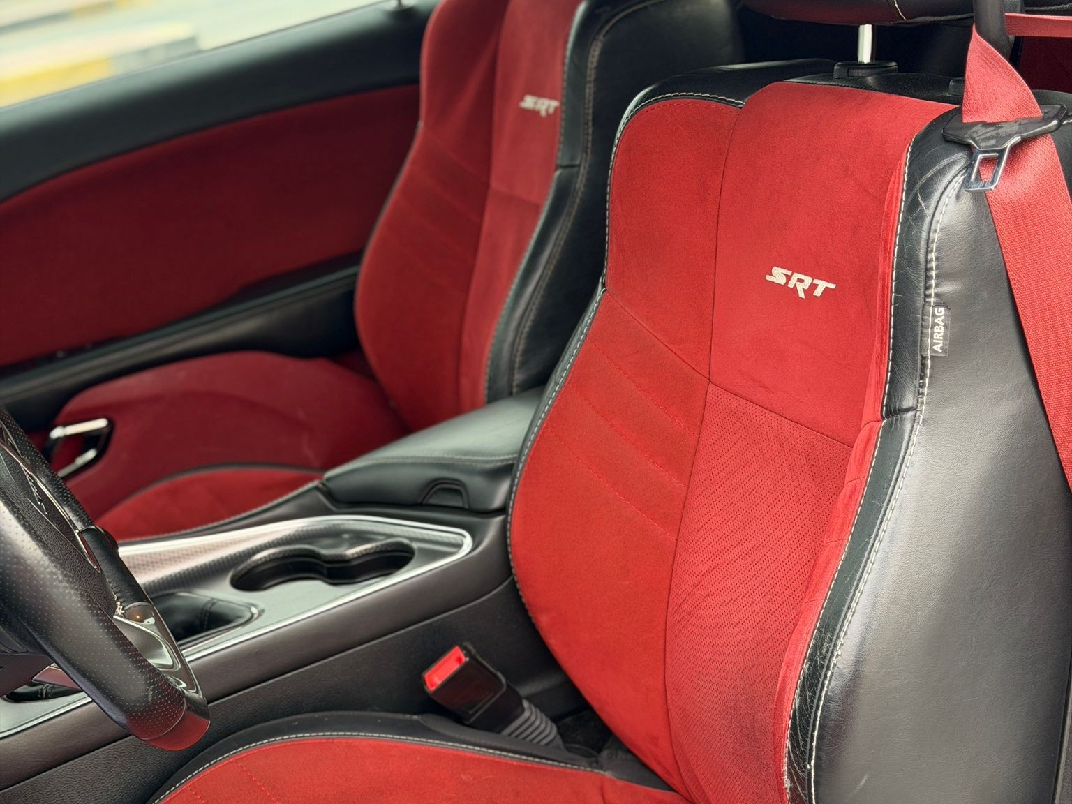 Dodge Challenger SRT 2015 - Image 2
