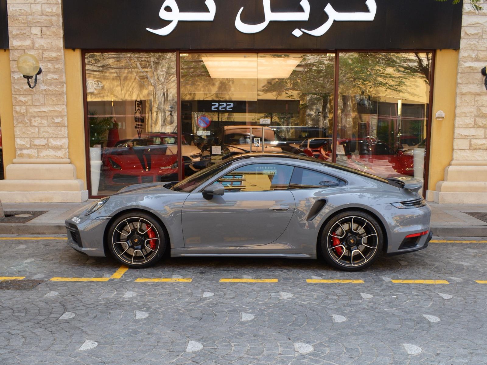 Porsche 911 Turbo  2024 - Image 2