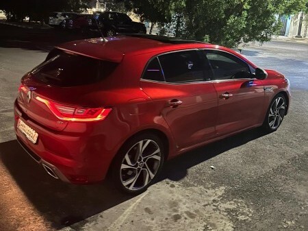 Renault Megane 2020 - Image 2