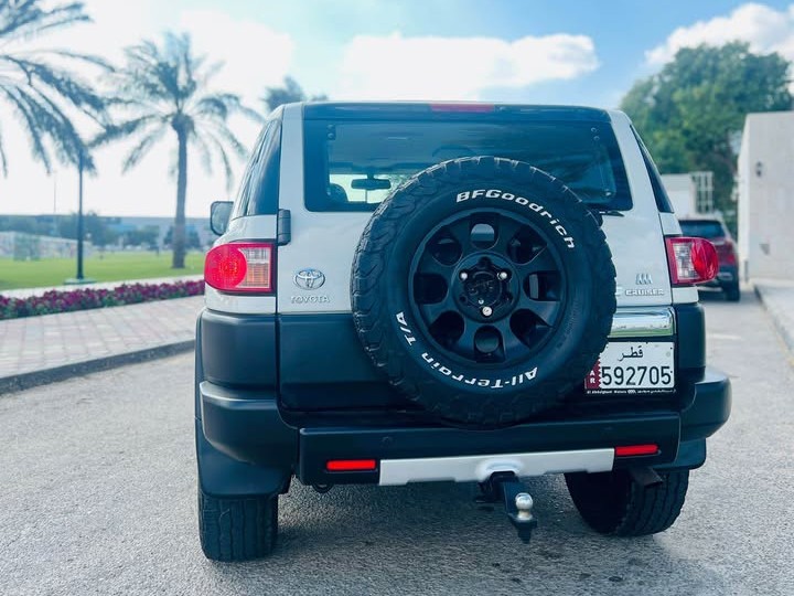 Toyota FJ Cruiser 2013 - Image 3