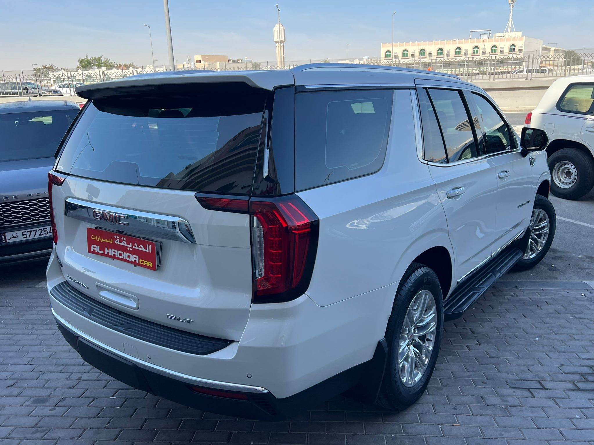 GMC Yukon SLT 2023 - Image 3