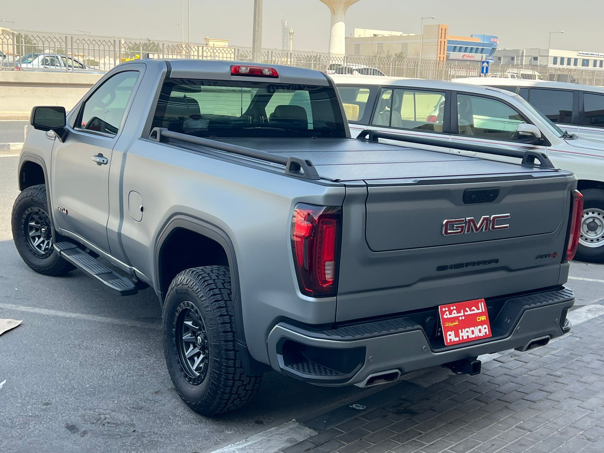 GMC Sierra AT4 2025 - Image 4