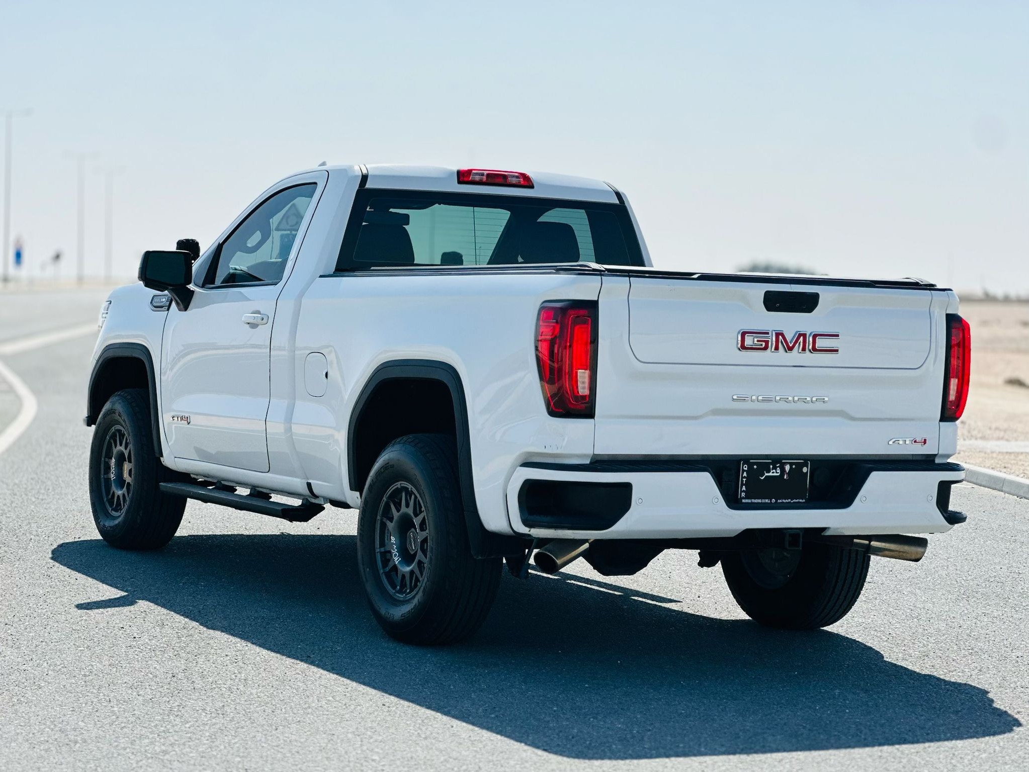 GMC Sierra AT4 2022 - Image 4