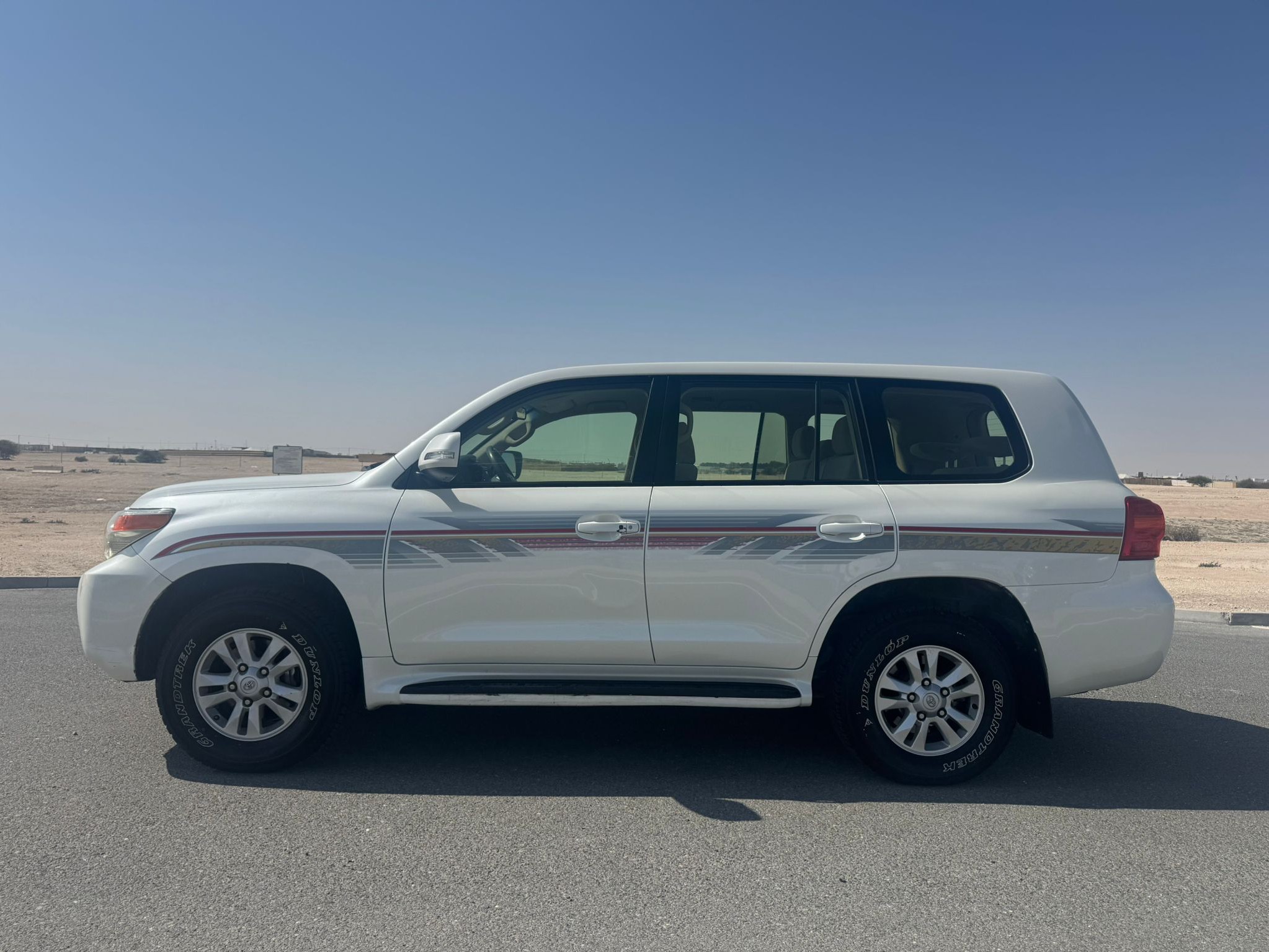 Toyota Land Cruiser GXR v8 2012 - Image 3