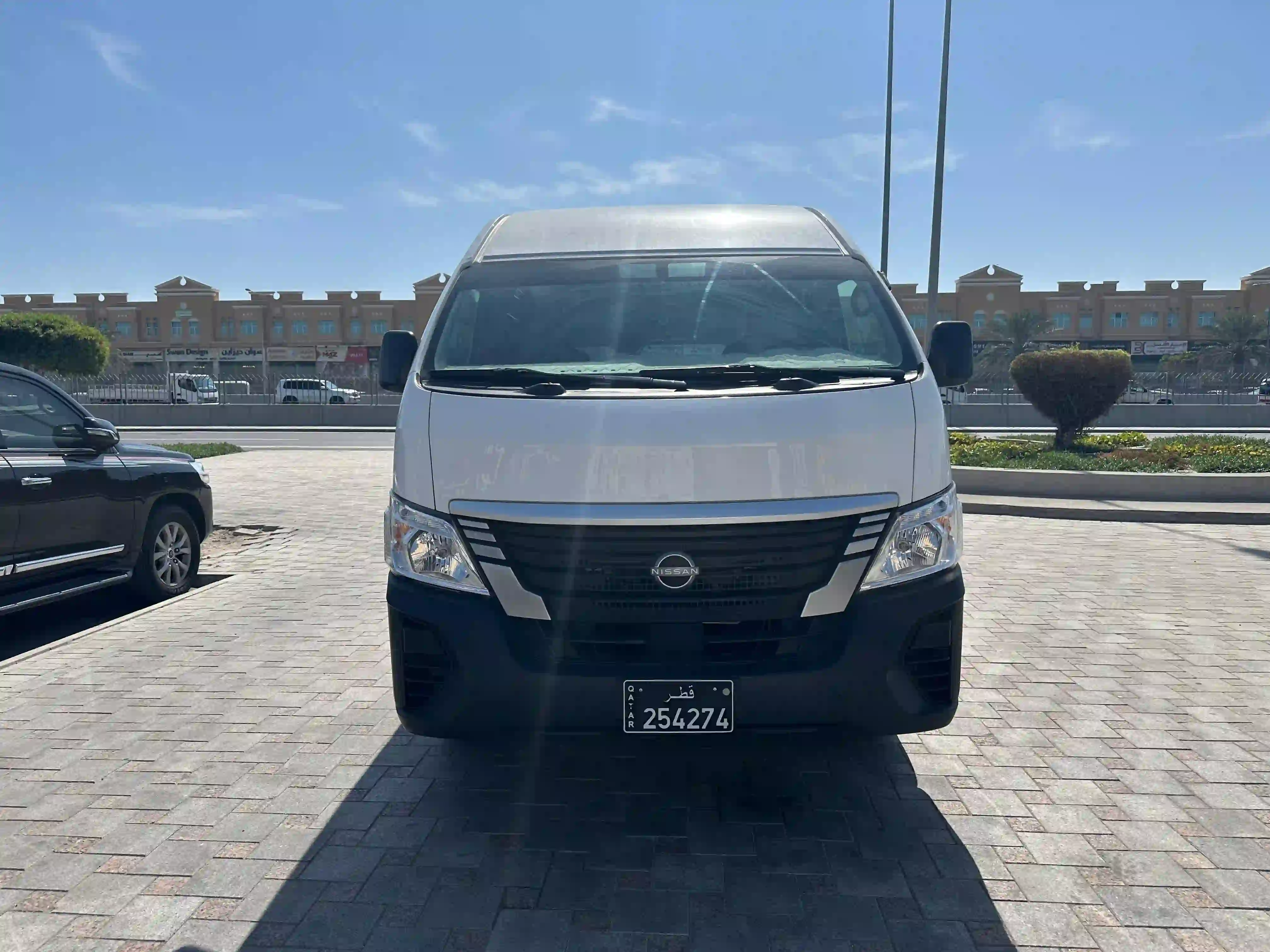 Nissan Urvan 2023 - Image 2