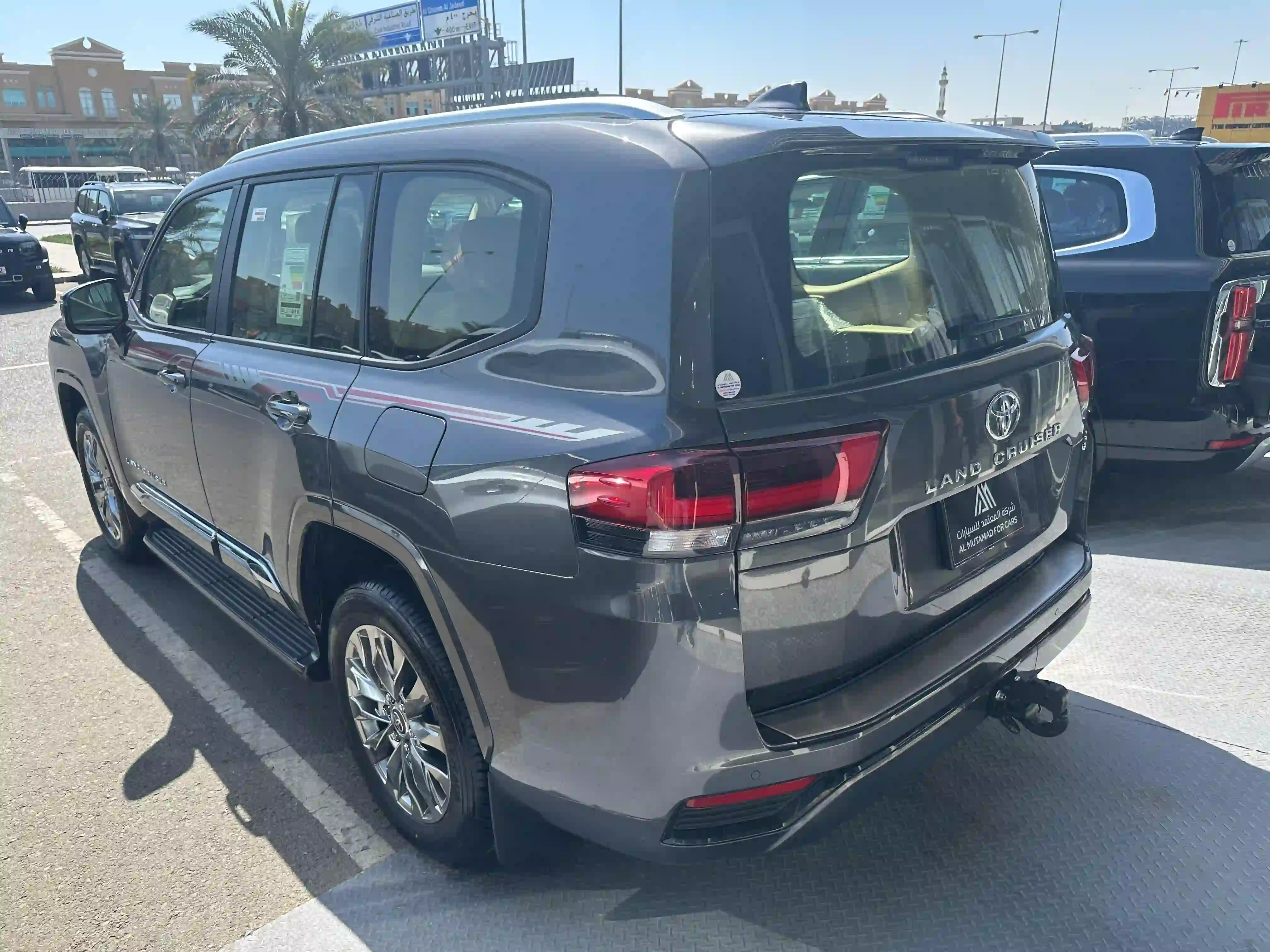 Toyota Land Cruiser GXR Twin Turbo 2025 - Image 4