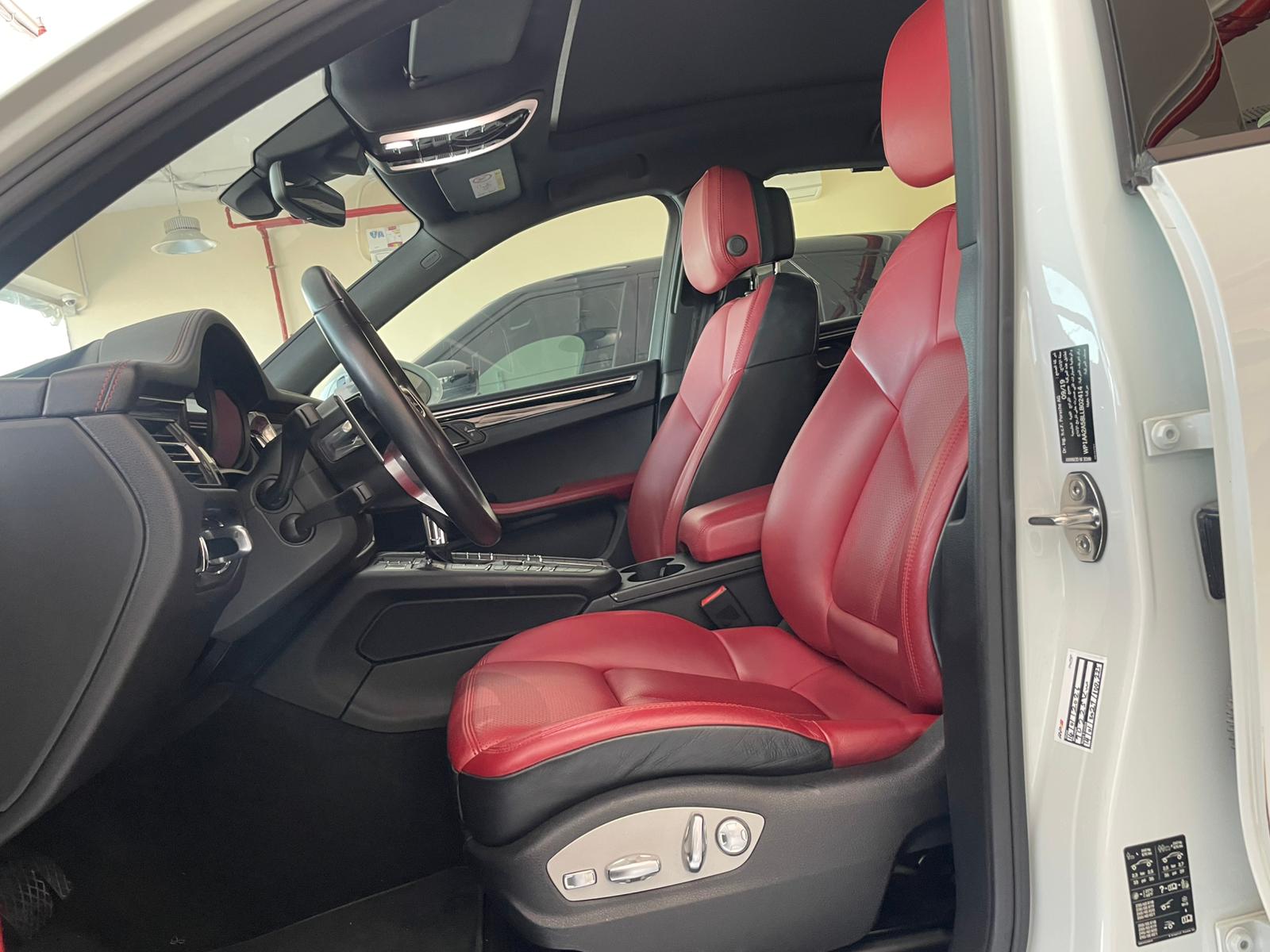 Porsche macan 2020 - Image 2