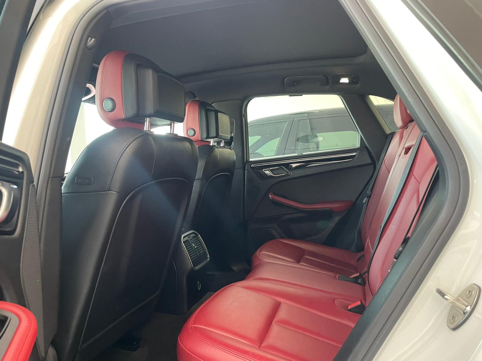 Porsche macan 2020 - Image 3