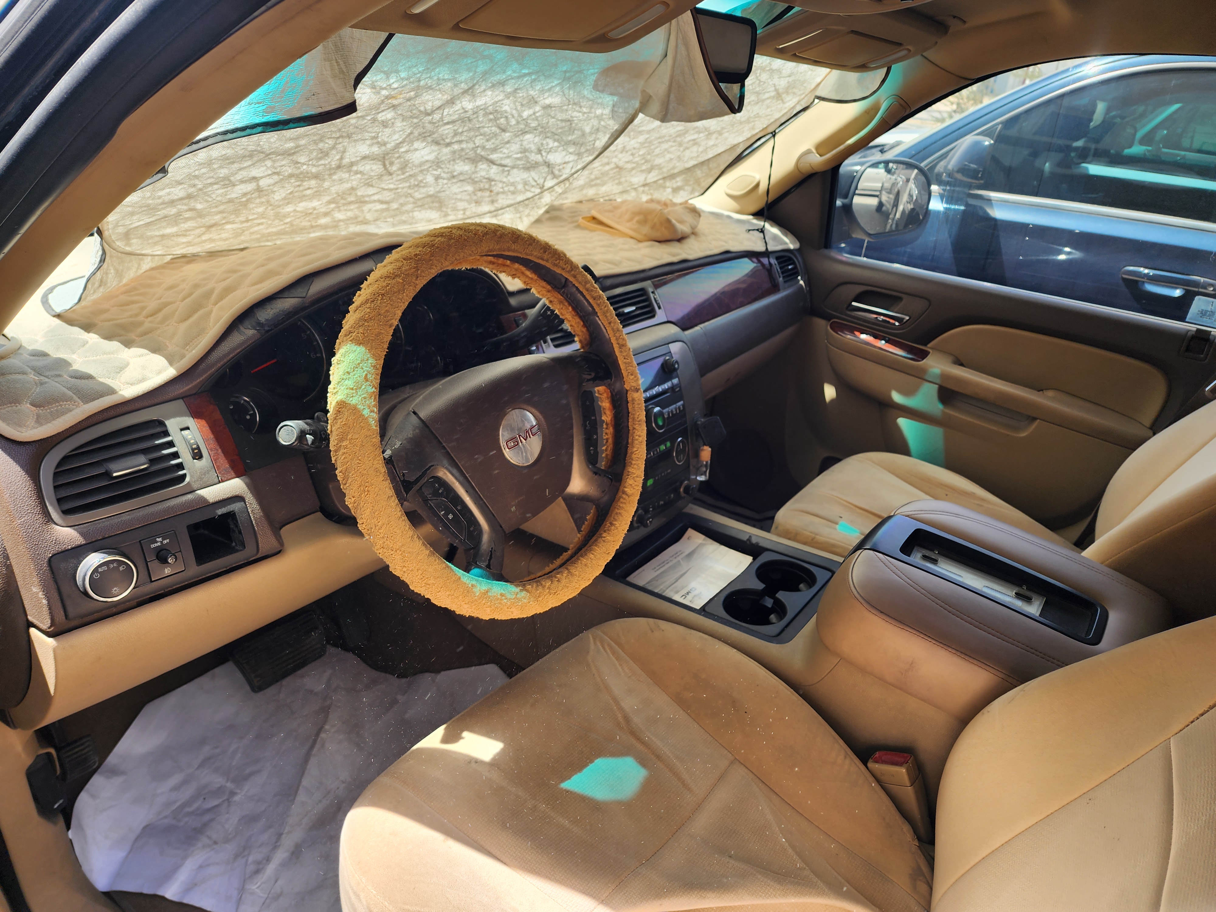 GMC Yukon - Image 3