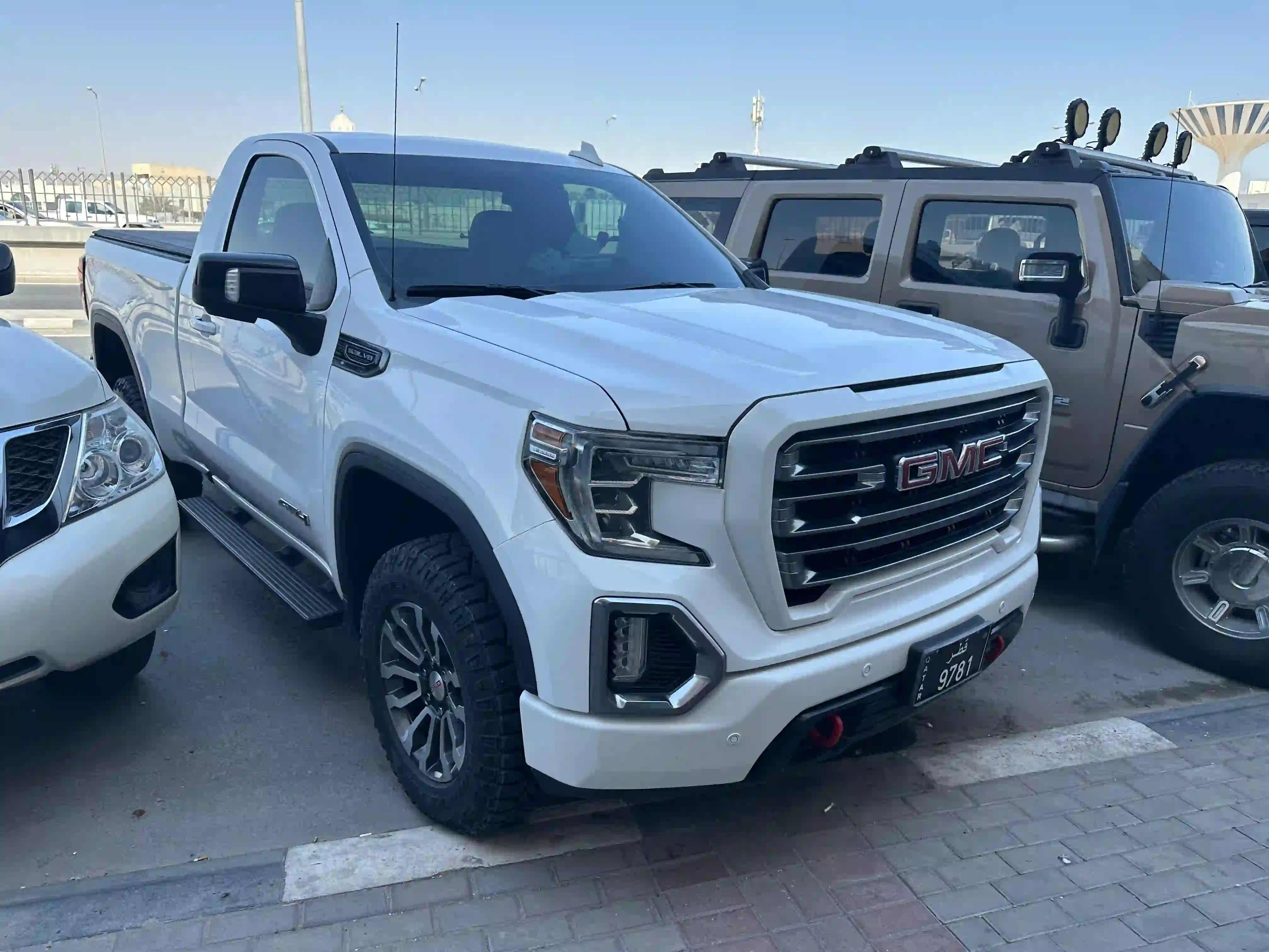 GMC Sierra AT4 2020 - Image 3