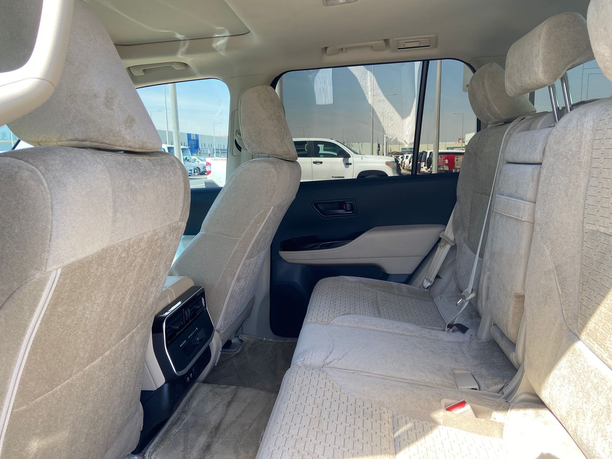 Toyota Land Cruiser GXR Twin Turbo 2023 - Image 4