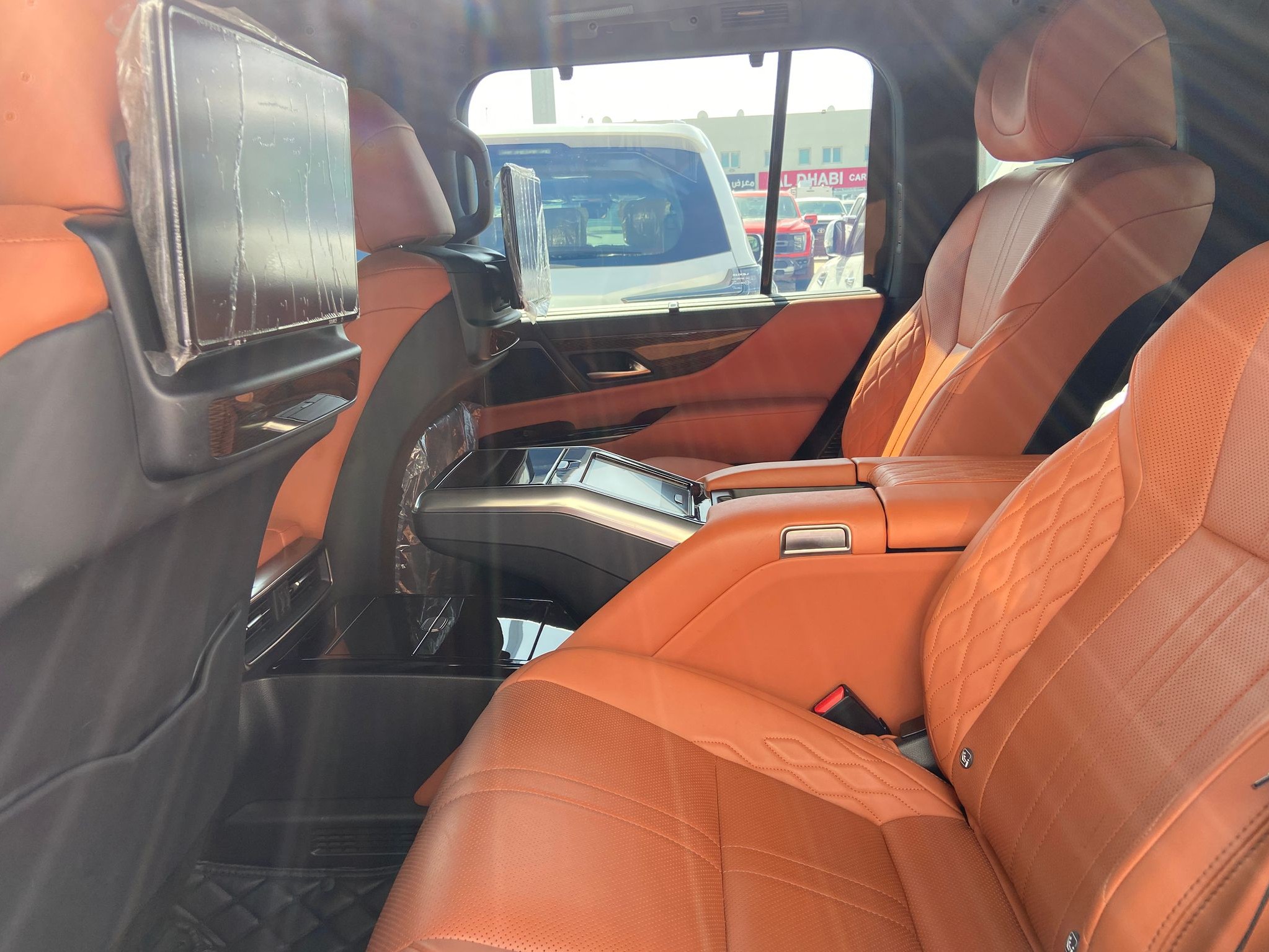 Lexus LX 600 2022 - Image 4