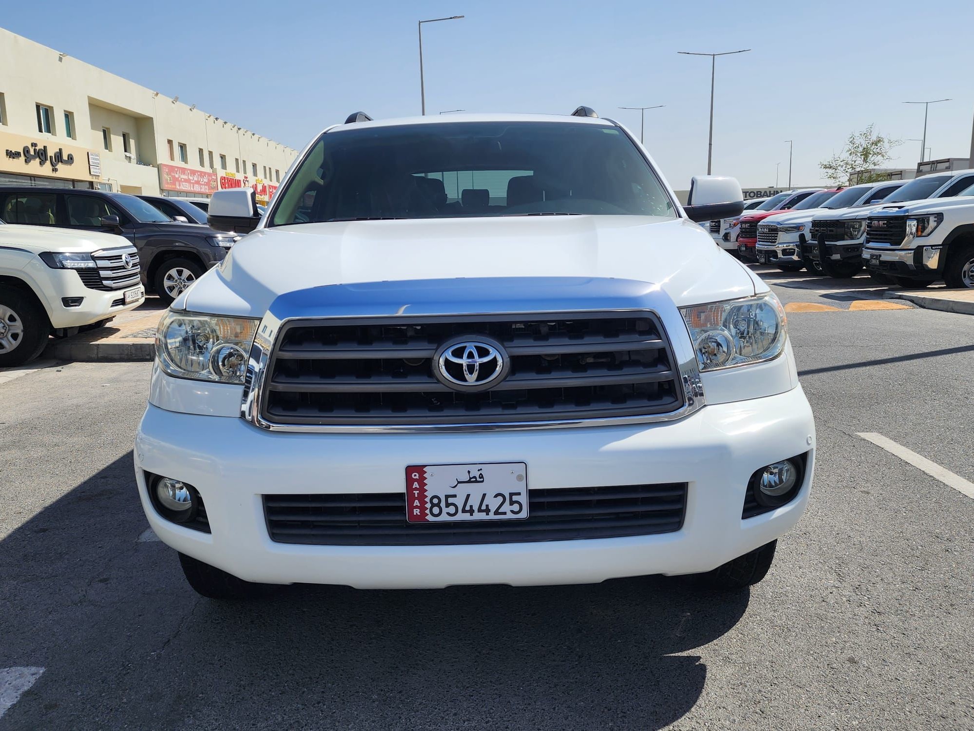 Toyota Sequoia 2013 - Image 2