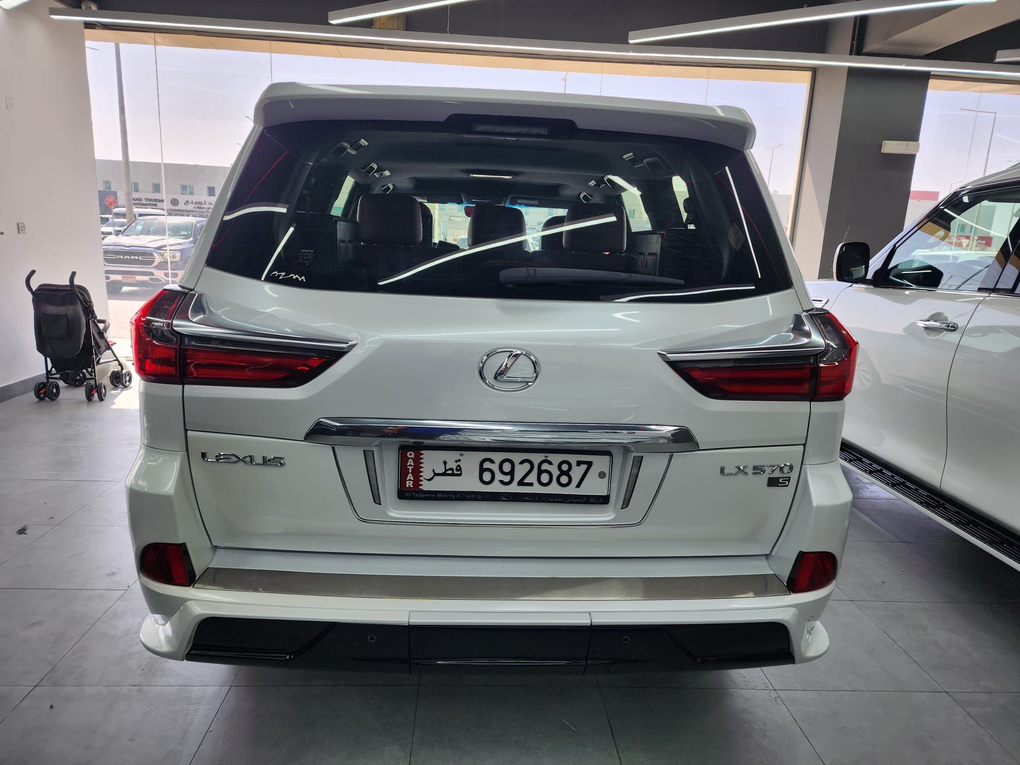 Lexus LX 570 S 2019 - Image 3