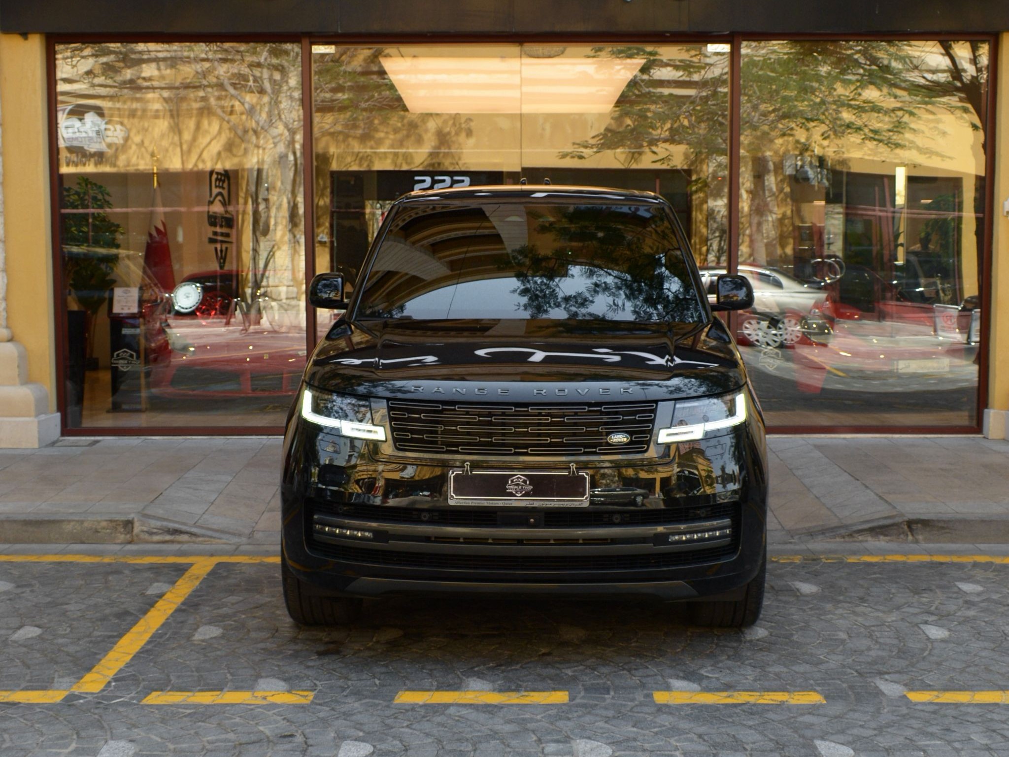 Land Rover Range Rover HSE 2025 - Image 4