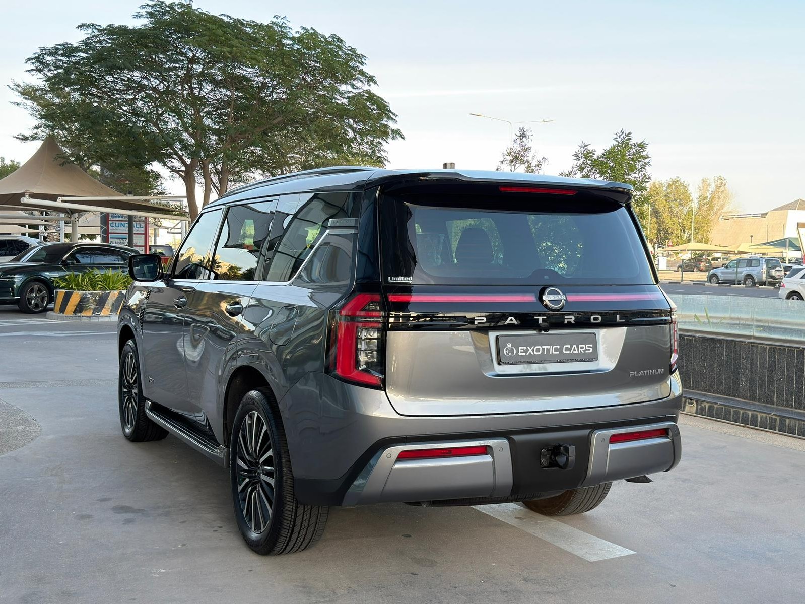 Nissan Patrol Platinum Twin Turbo  2025 - Image 3