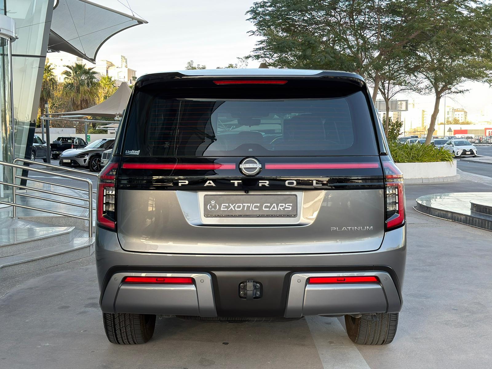 Nissan Patrol Platinum Twin Turbo  2025 - Image 4