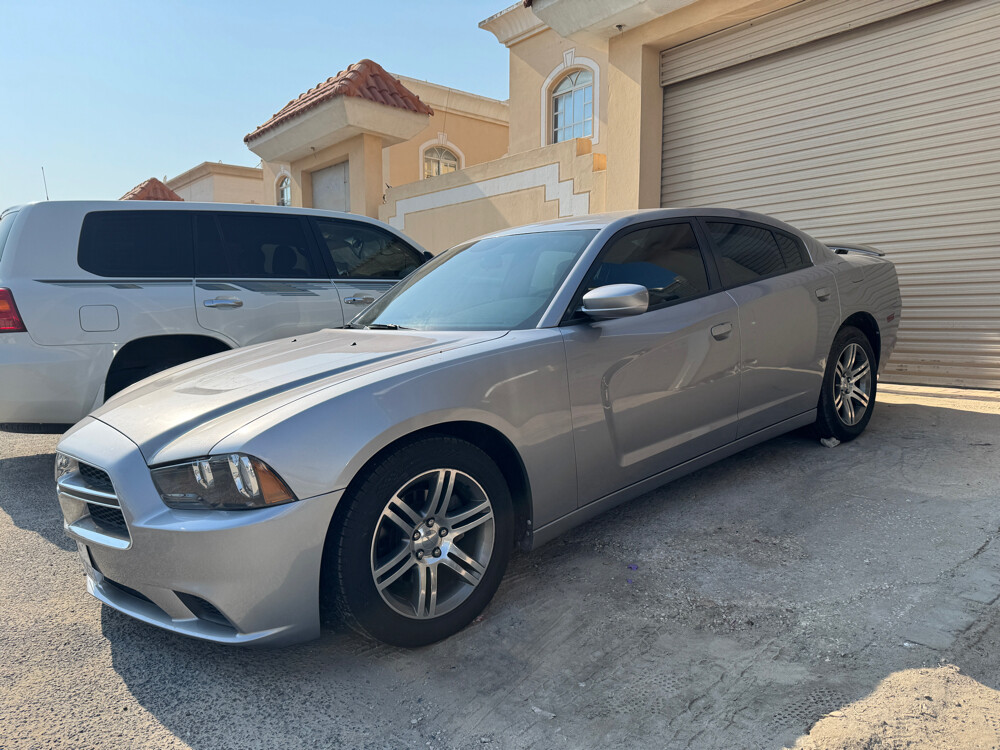 Dodge Charger SXT 2014 - Image 3