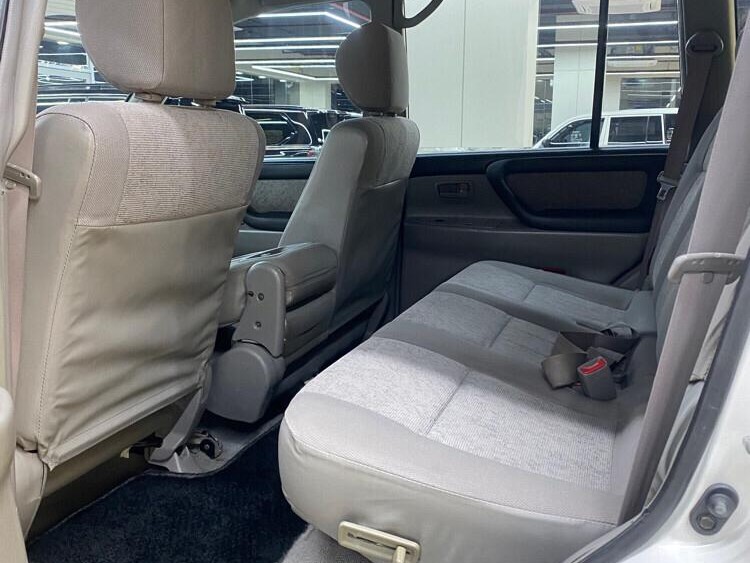 Toyota Land Cruiser G standard 2003 - Image 4