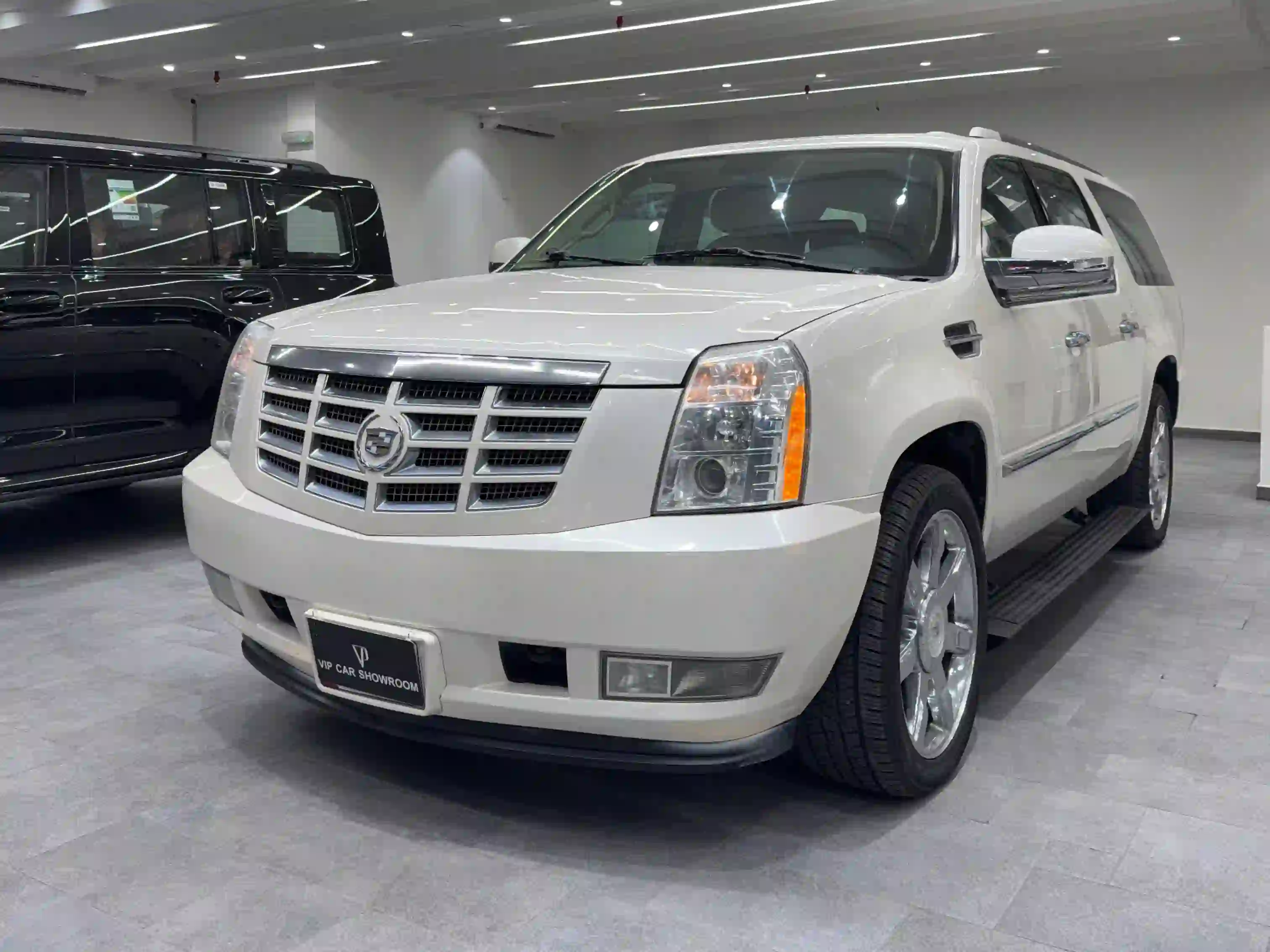 Cadillac Escalade 2012 - Image 1