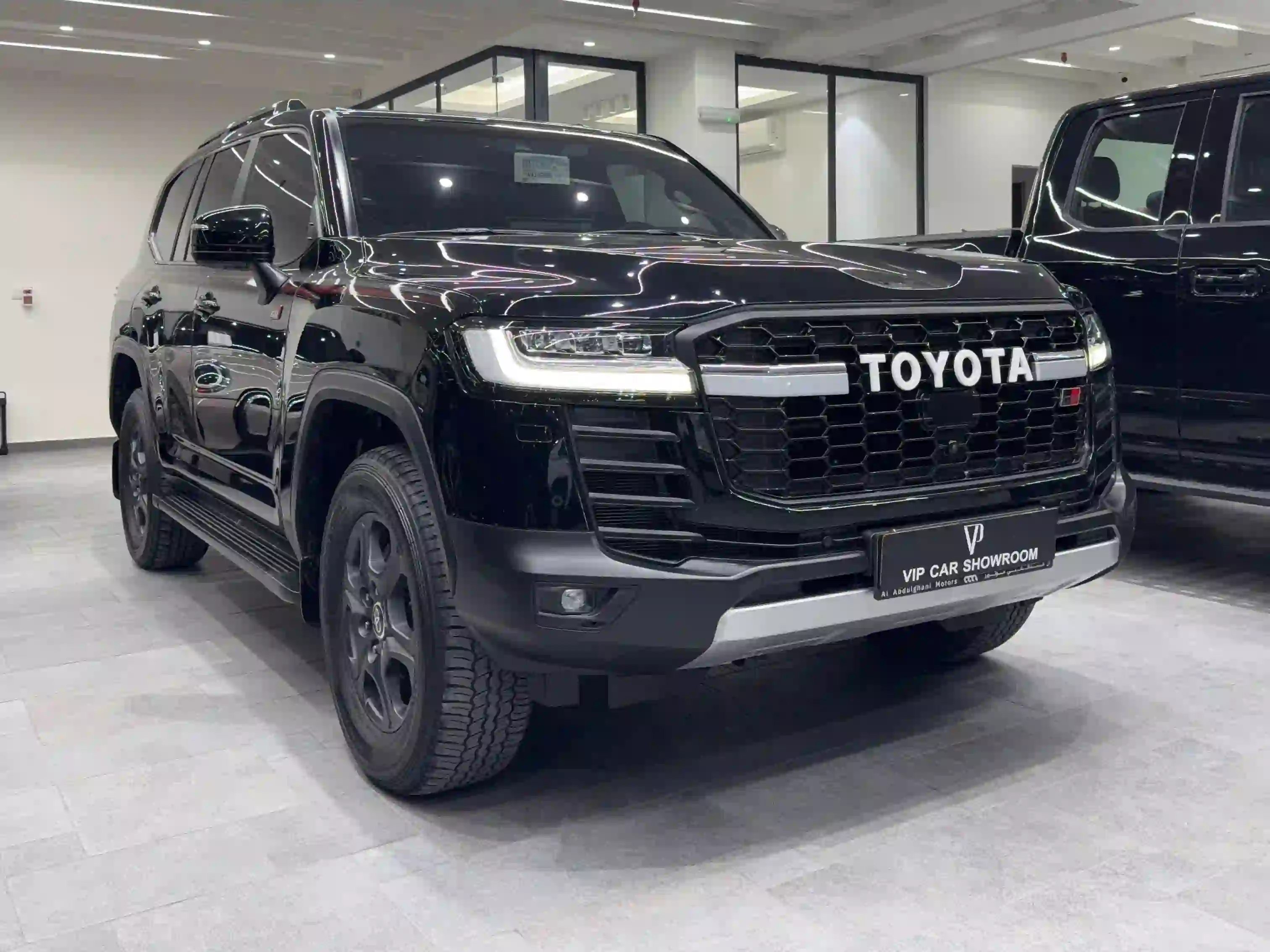 Toyota Land Cruiser GR TWIN TURBO 2024 - Image 3