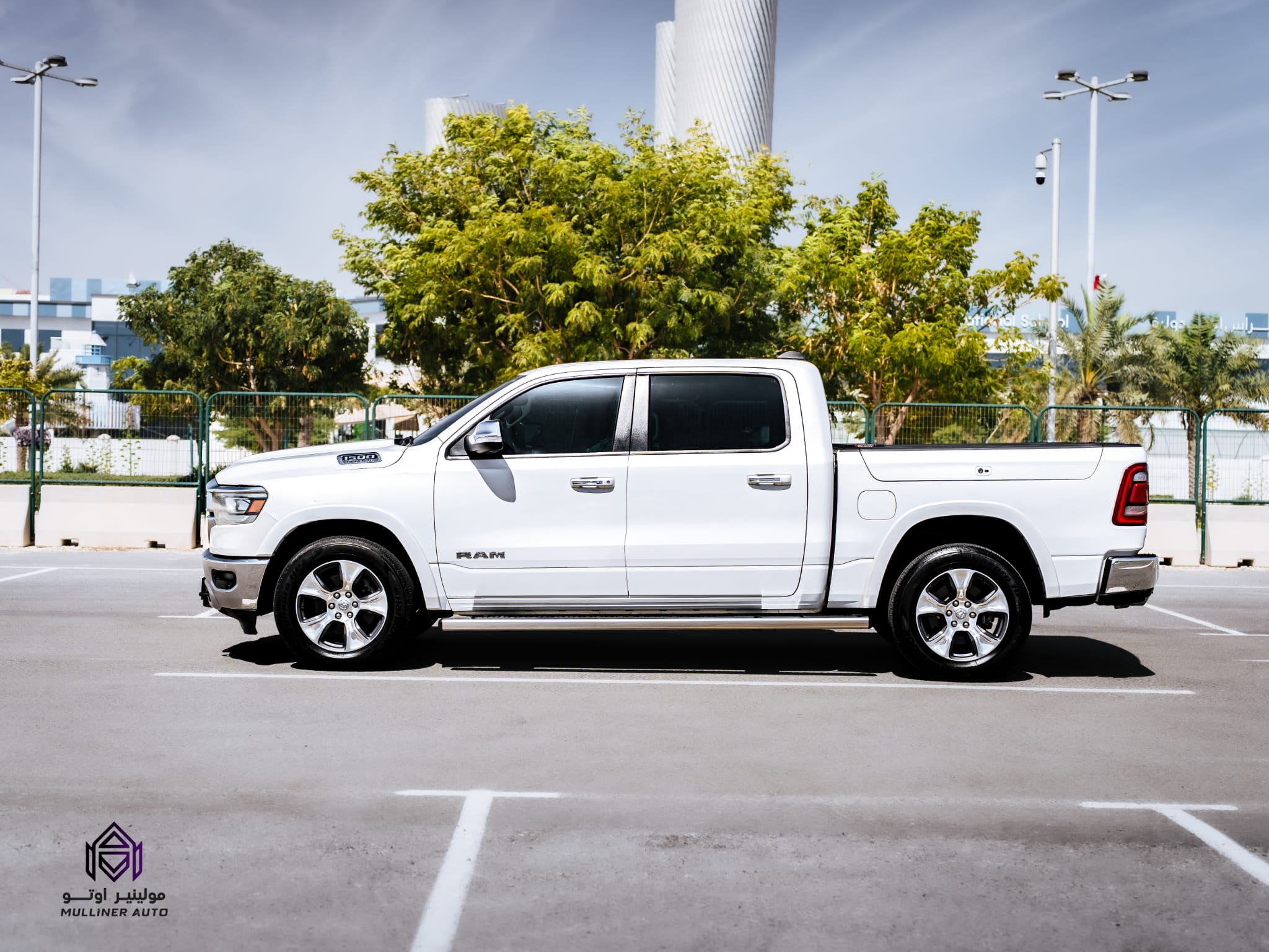 Dodge Ram 1500 2021 - Image 2