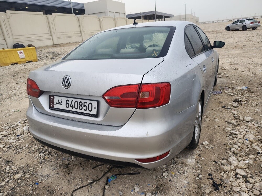 Volkswagen Jetta 2012 - Image 4