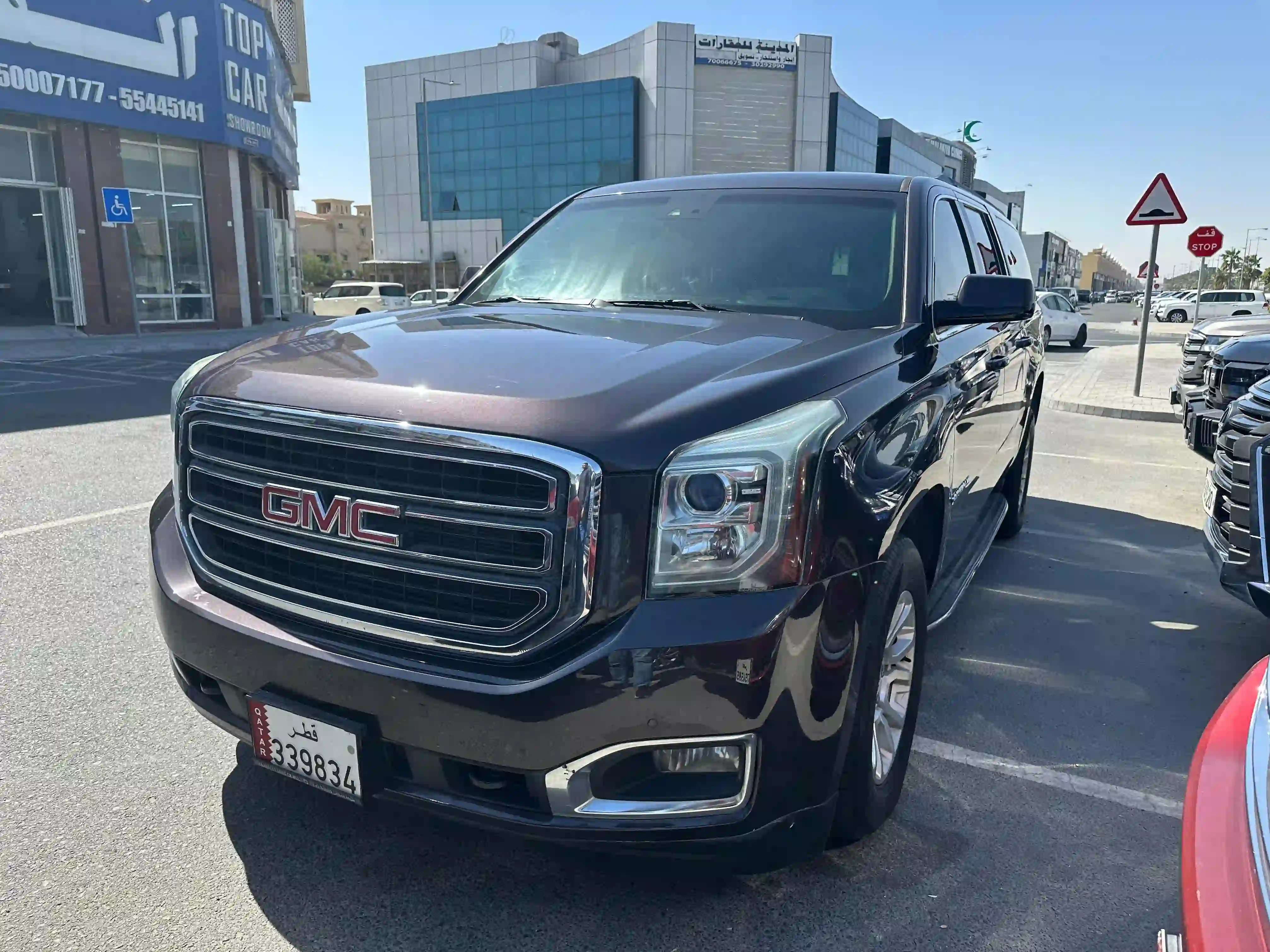 GMC Yukon XL 2015 - Image 2
