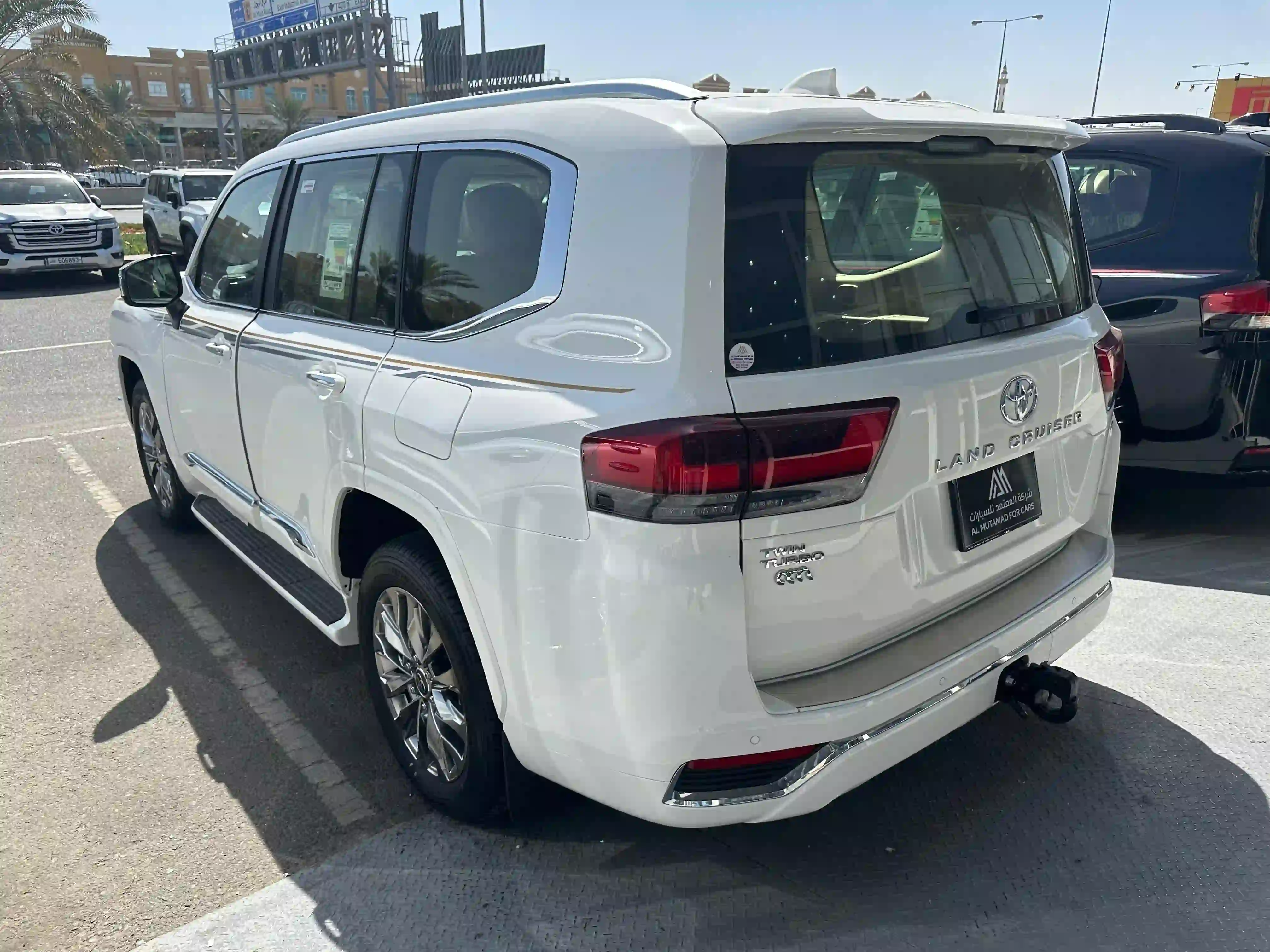 Toyota Land Cruiser VX Twin Turbo 2026 - Image 4