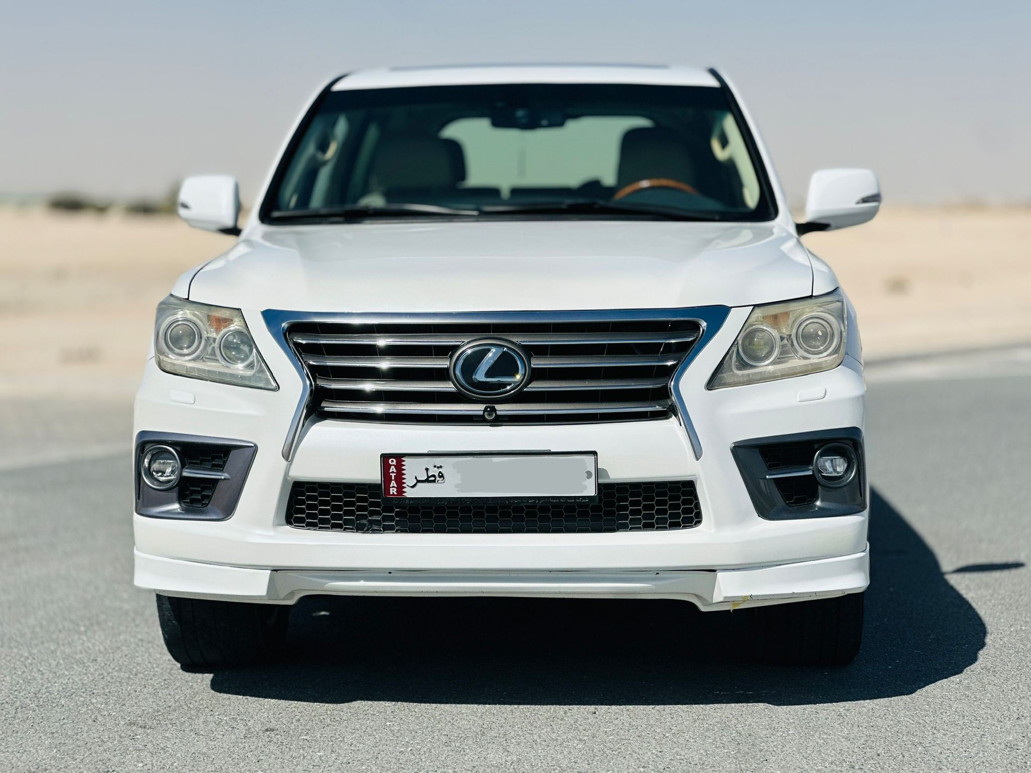 Lexus LX 570 2015 - Image 2