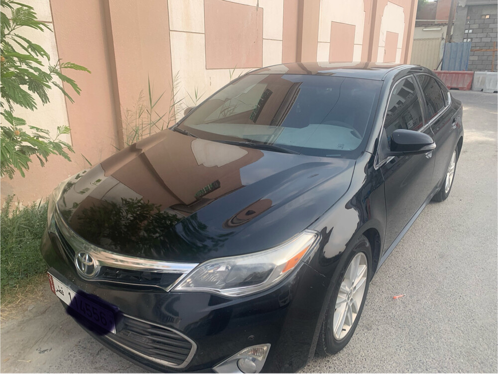 Toyota Avalon XLE 2013 - Image 1