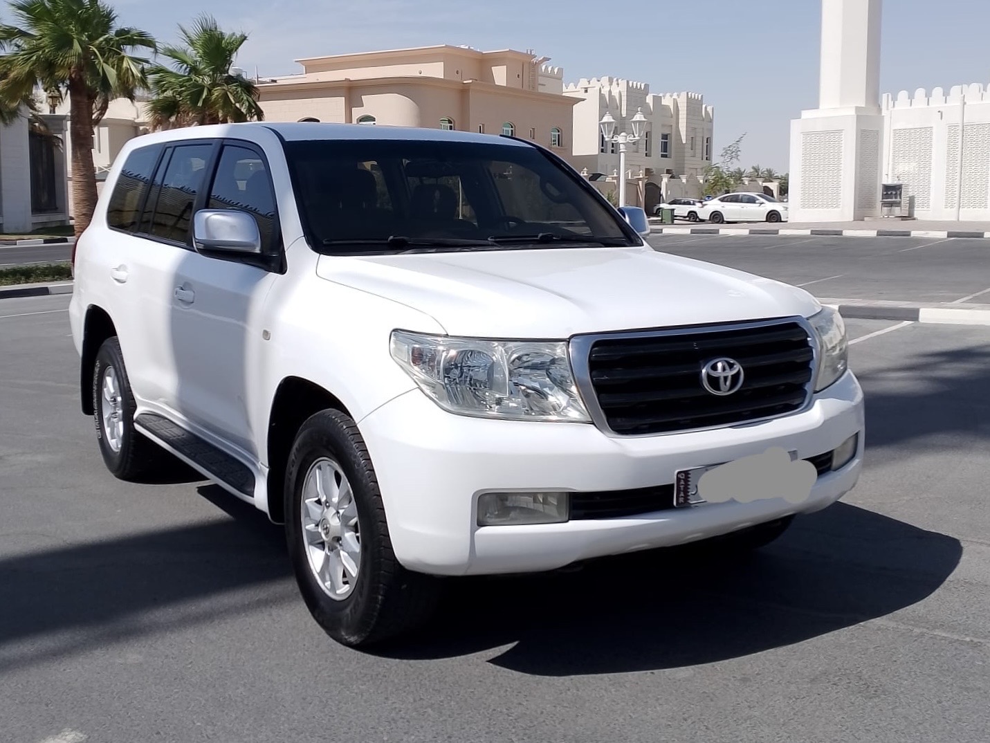 Toyota Land Cruiser G standard - Image 2