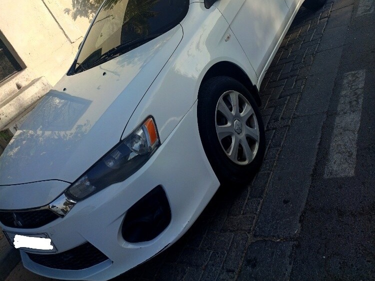 Mitsubishi Lancer EX 2.0 2017 - Image 2